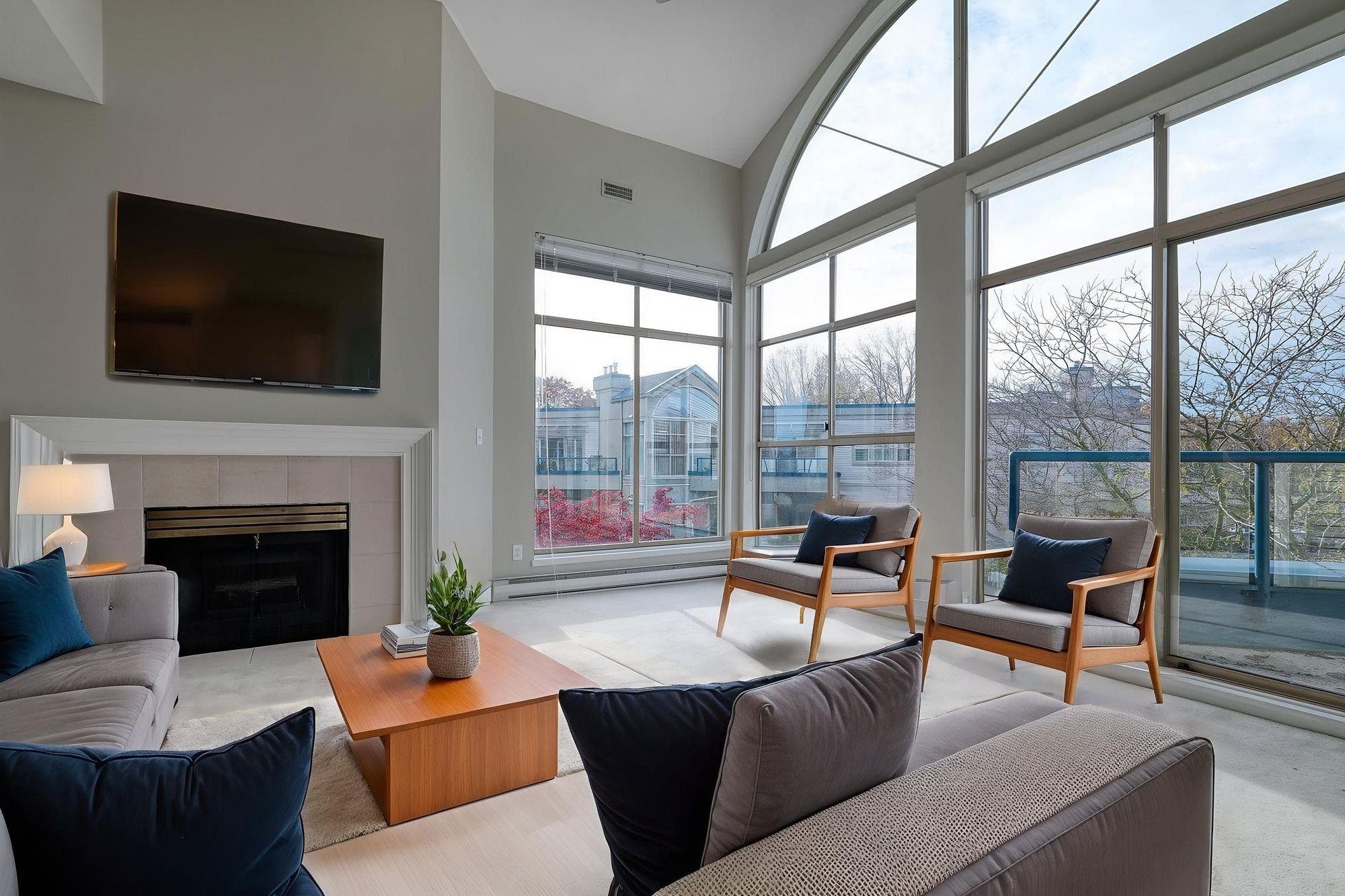 304 - 4753 W River Road, Ladner