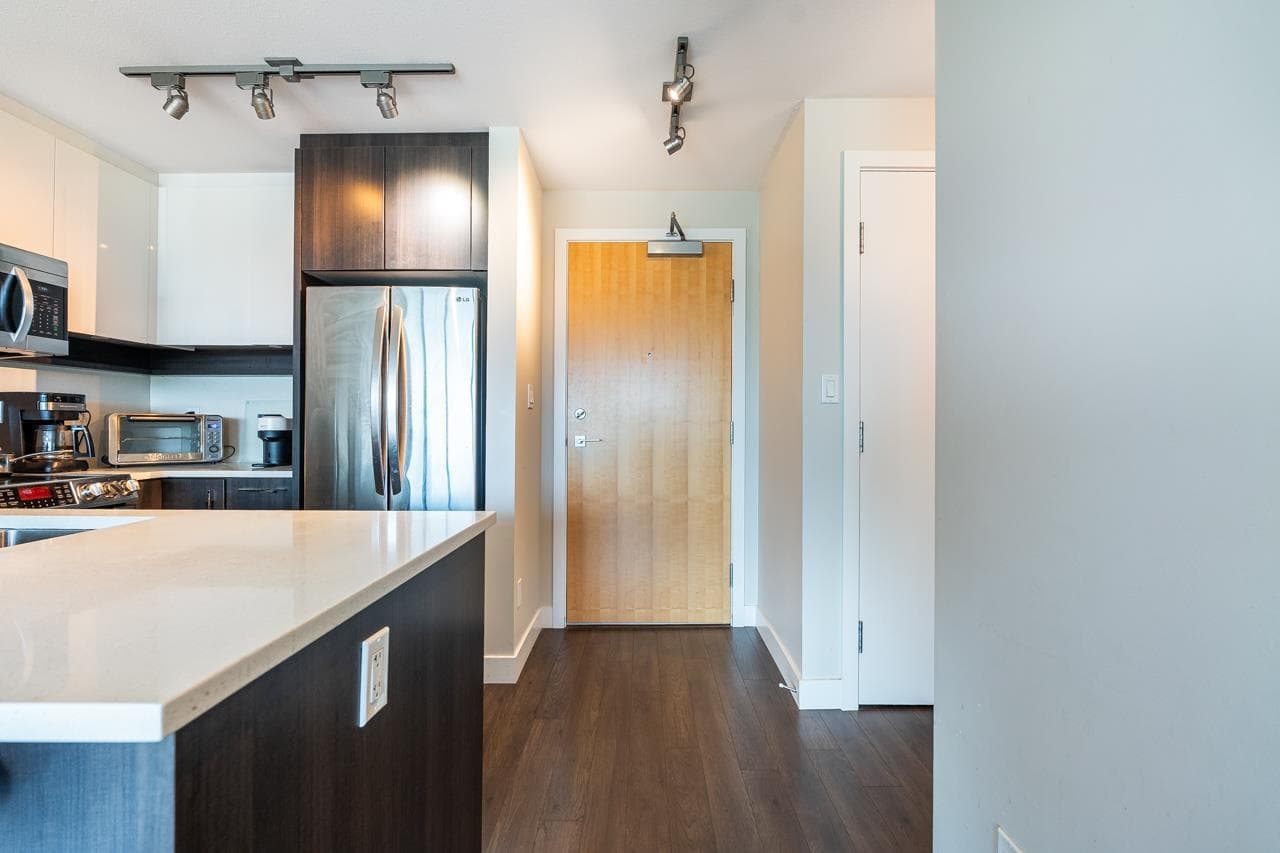 1606 - 958 Ridgeway Avenue, Coquitlam, V3K 0C5 — photo 5