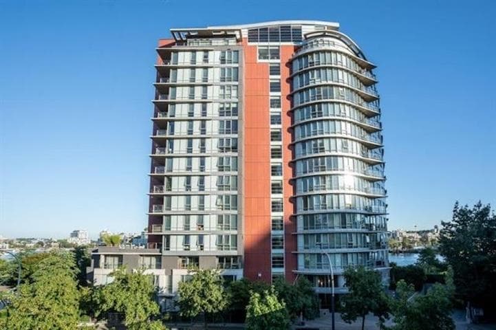 1106 - 980 Cooperage Way, Vancouver, V6B 0C3 — photo 1