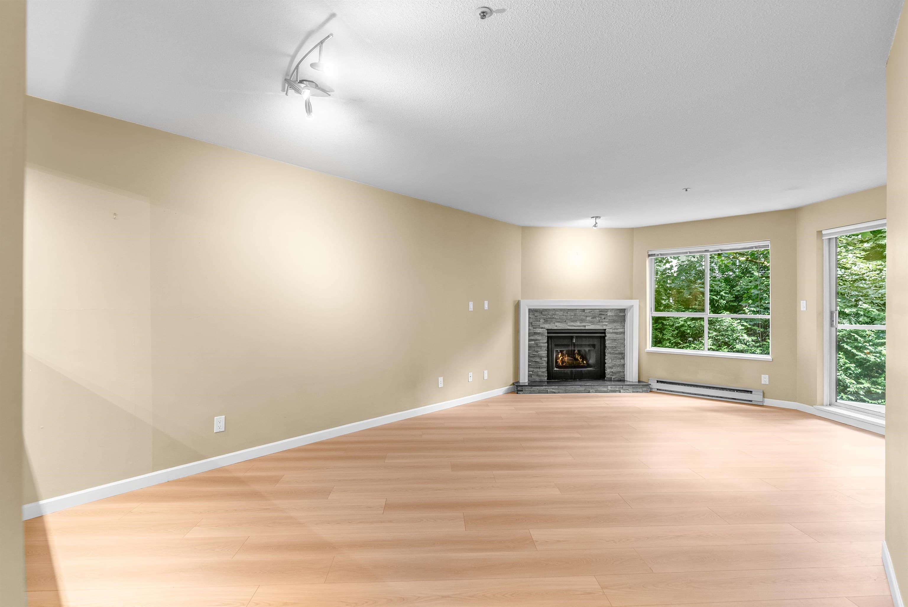 107 - 8651 Ackroyd Road, Richmond, V6X 1B6 — photo 2
