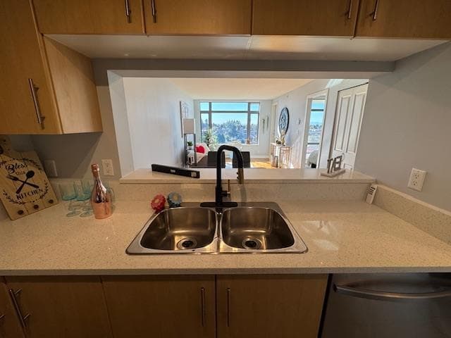 1401 - 3660 Vanness Avenue, Vancouver, V5R 6H8 — photo 4