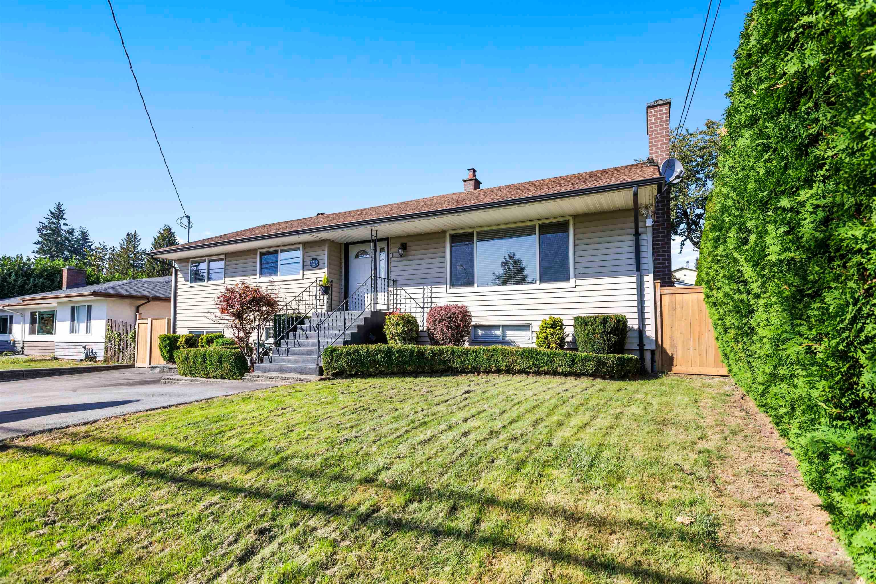1419 Austin Avenue, Coquitlam, V3K 3P6 — photo 4