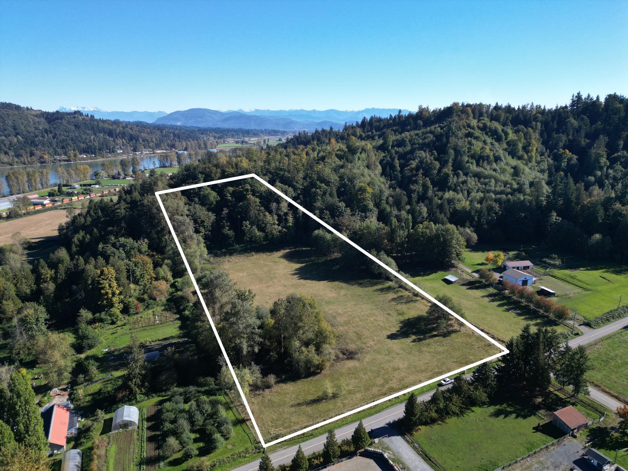 8410 Bradner Road, Abbotsford, V0V 0V0 — photo 2