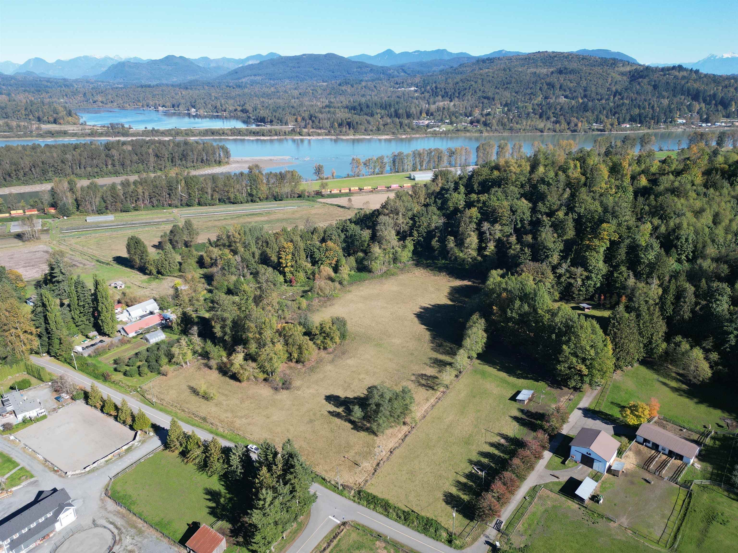 8410 Bradner Road, Abbotsford, V0V 0V0 — photo 4
