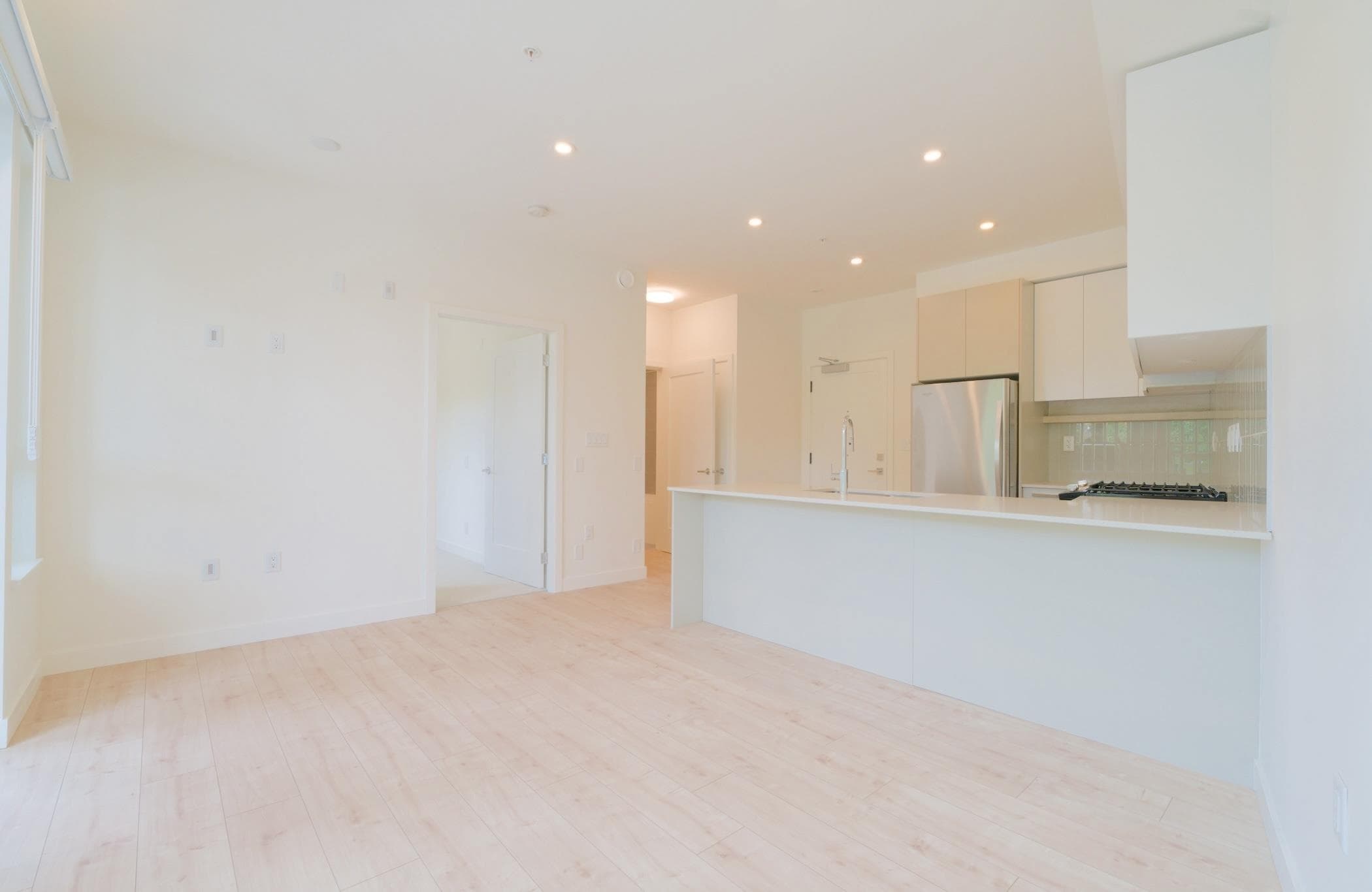 314 - 13788 76 Avenue, Surrey, V3W 3E9 — photo 4