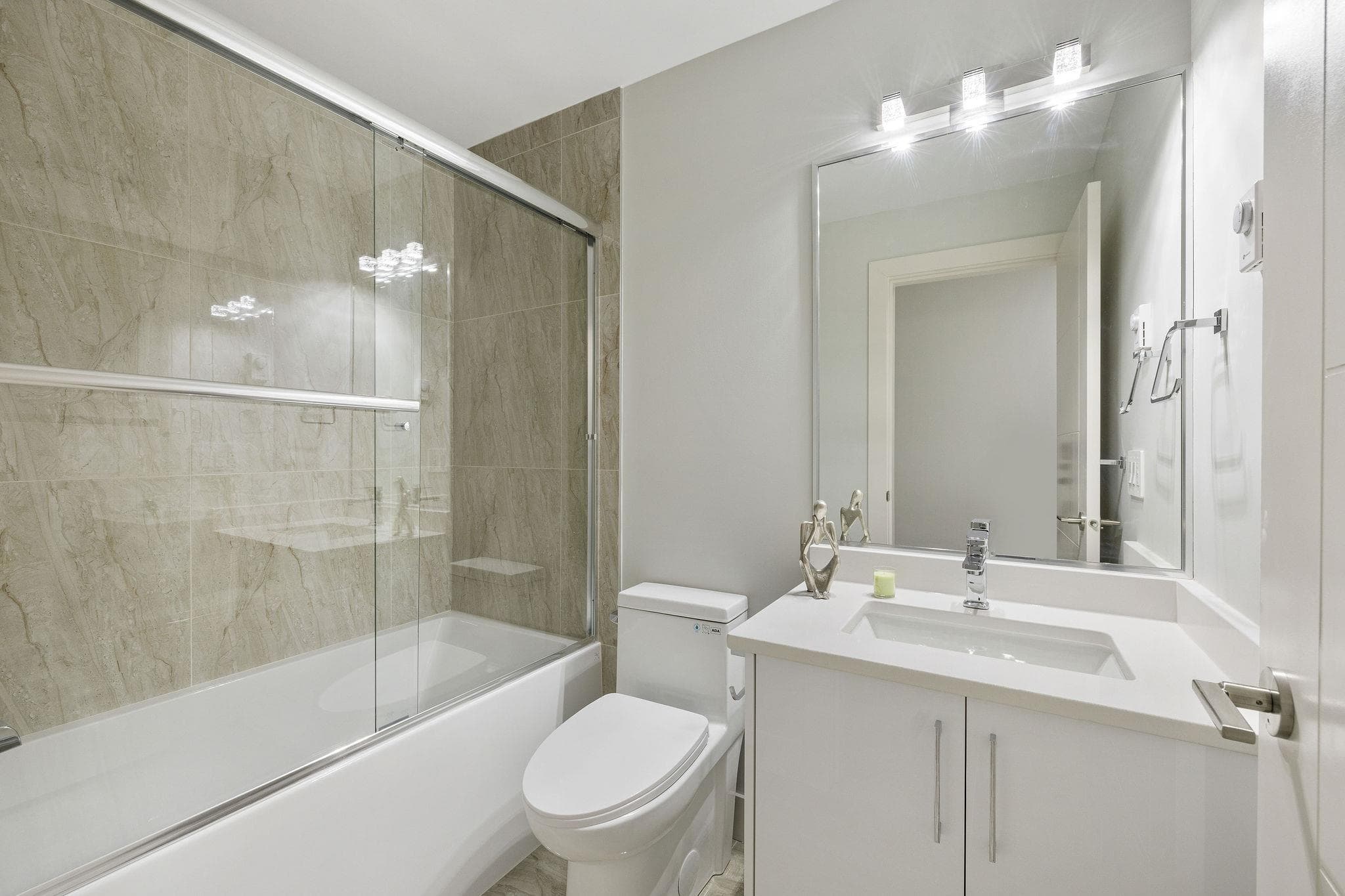 16 - 14391 61a Avenue, Surrey, V3X 0E5 — photo 4