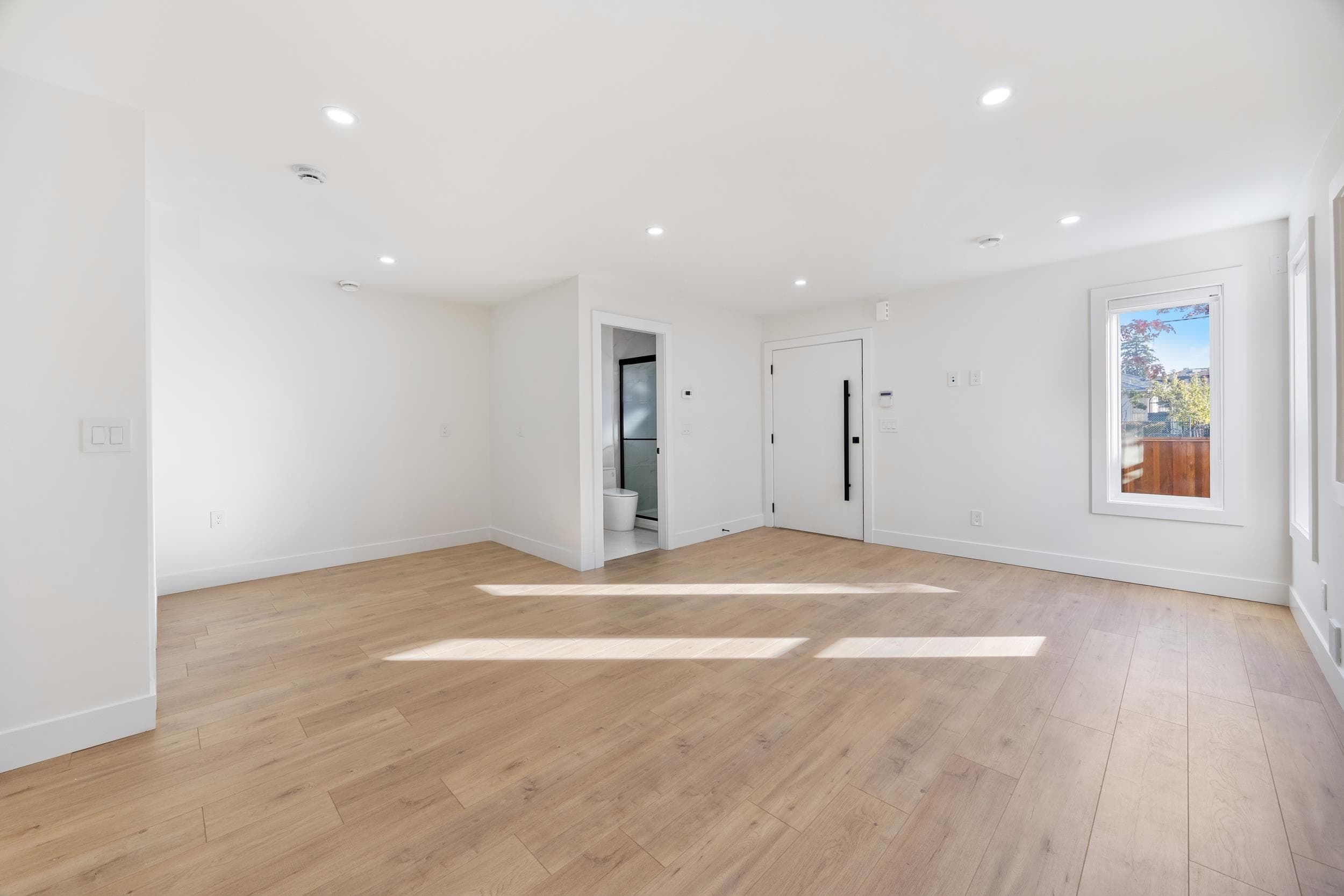 2 - 4170 Hurst Street, Burnaby, V5J 3R4 — photo 4