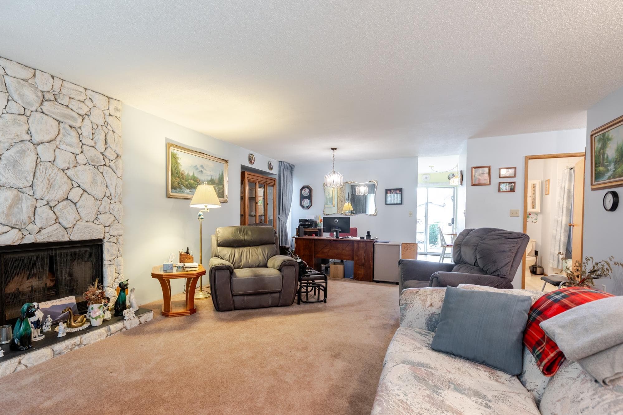 9820 156 Street, Surrey, V3R 4L3 — photo 5