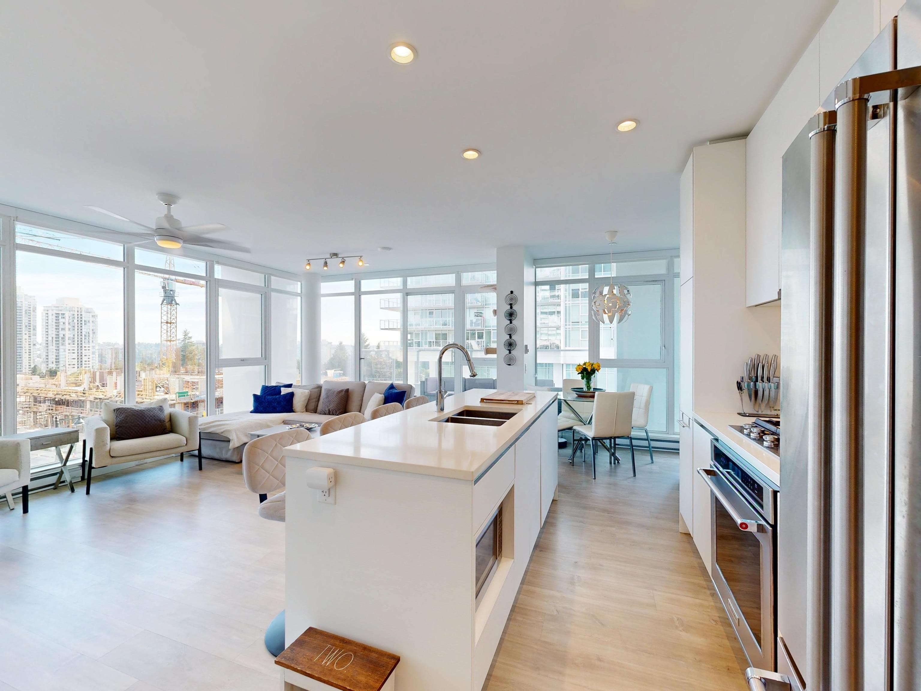 404 - 657 Whiting Way, Coquitlam, V3J 0J6 — photo 2