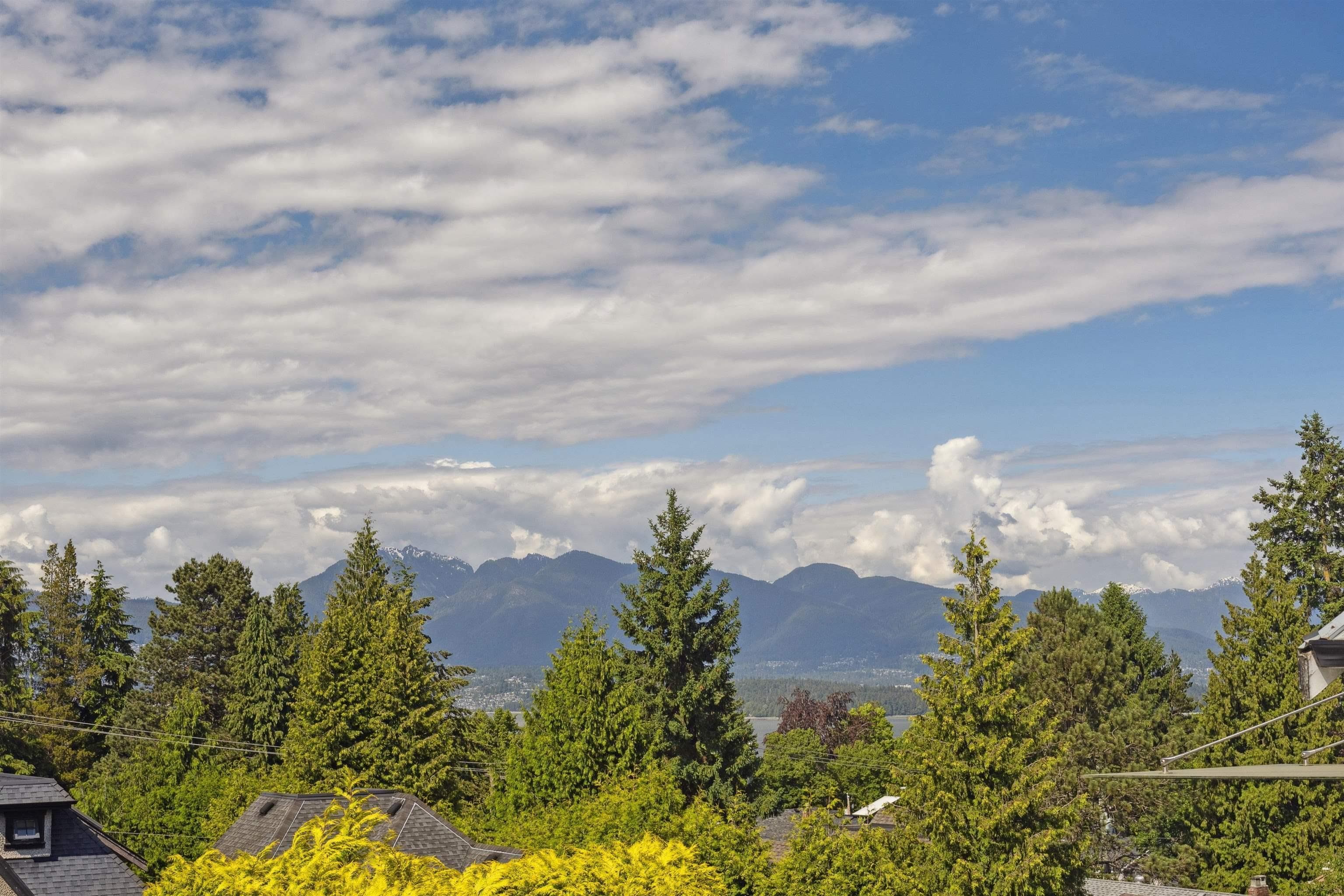 4190 W 11th Avenue, Vancouver, V6R 2L6 — photo 2
