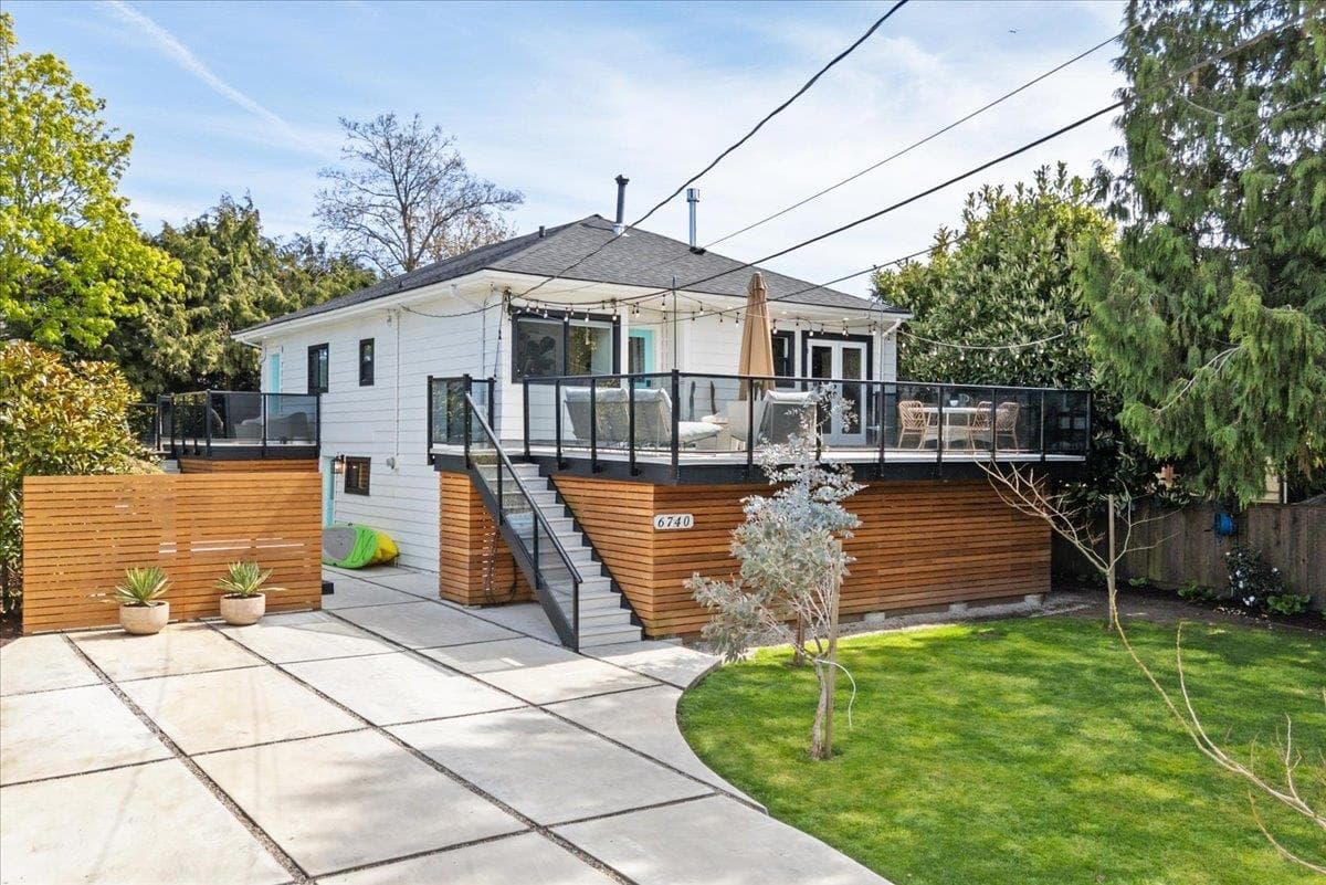 6740 Meredith Place, Delta