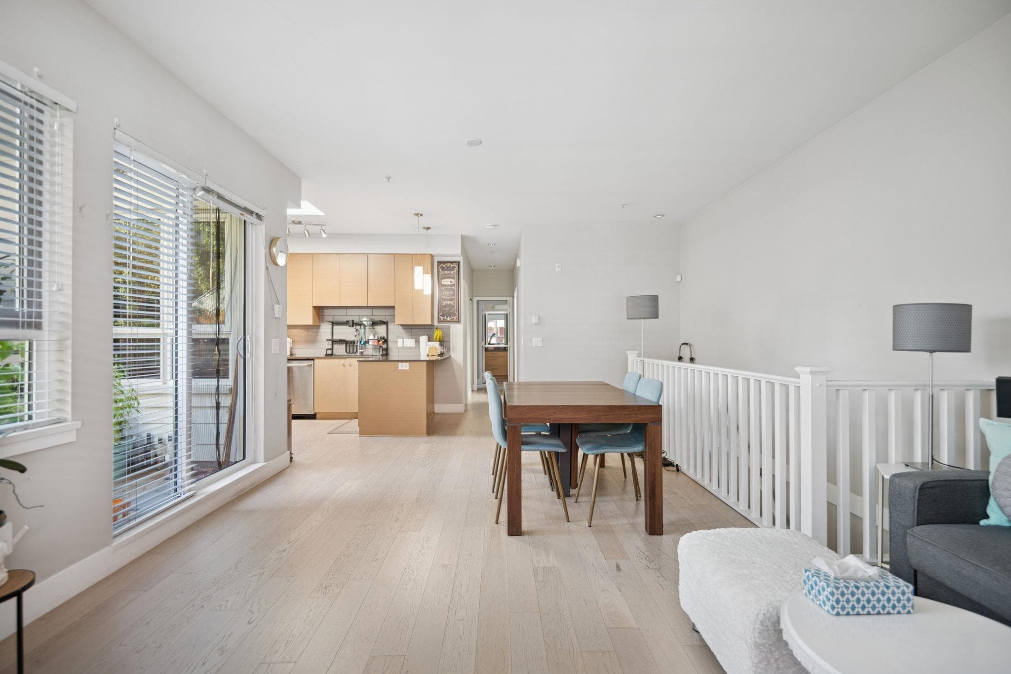 202 - 260 Ewen Avenue, New Westminster, V3M 0J1 — photo 1