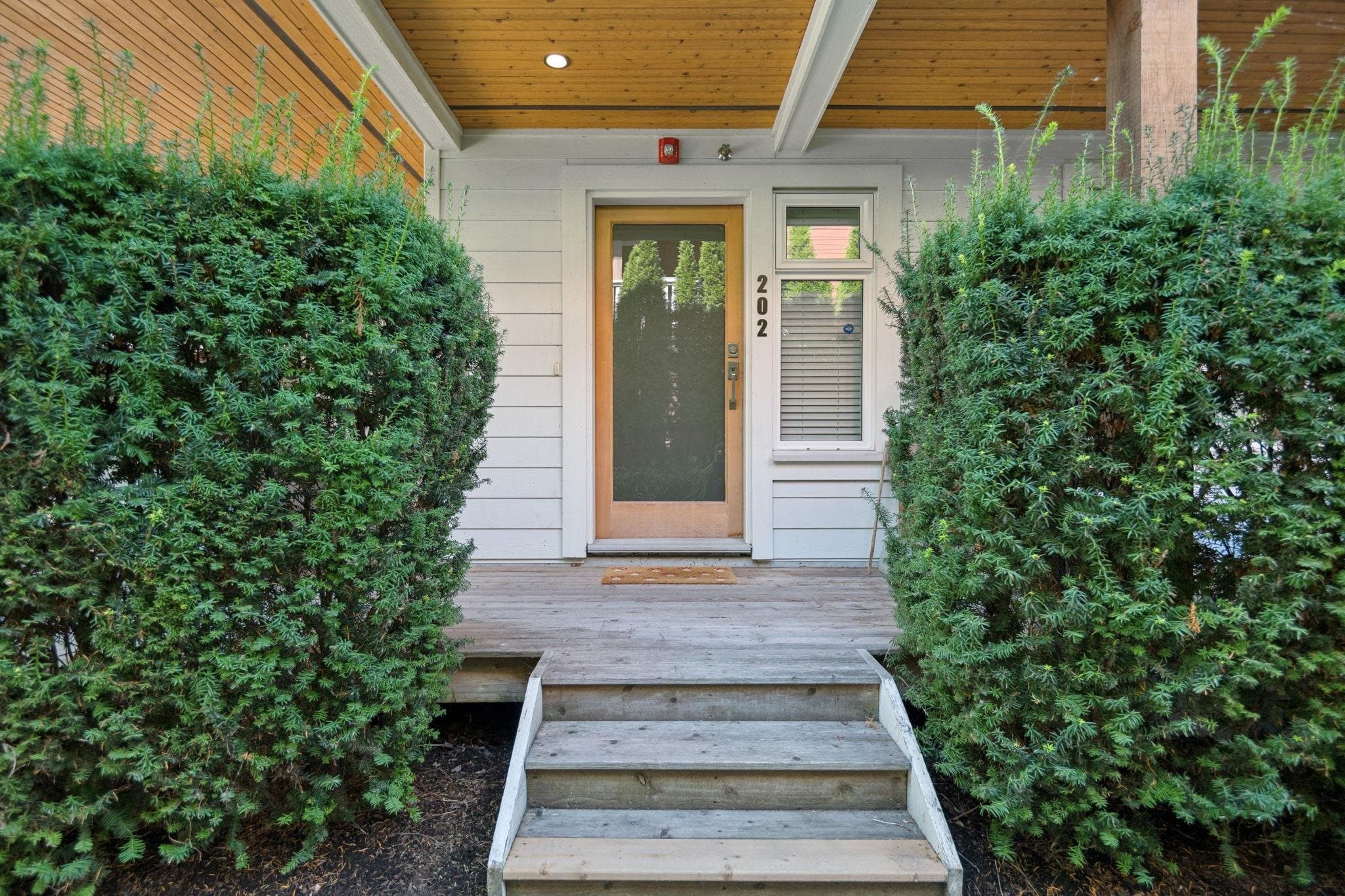 202 - 260 Ewen Avenue, New Westminster, V3M 0J1 — photo 4