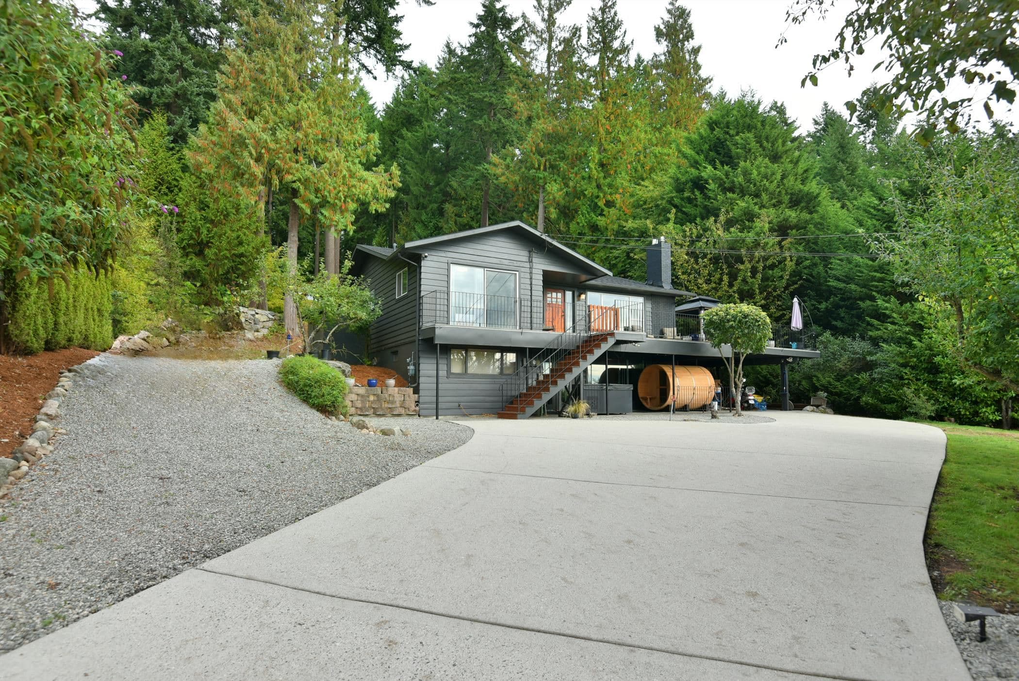482 Elphinstone Avenue, Gibsons