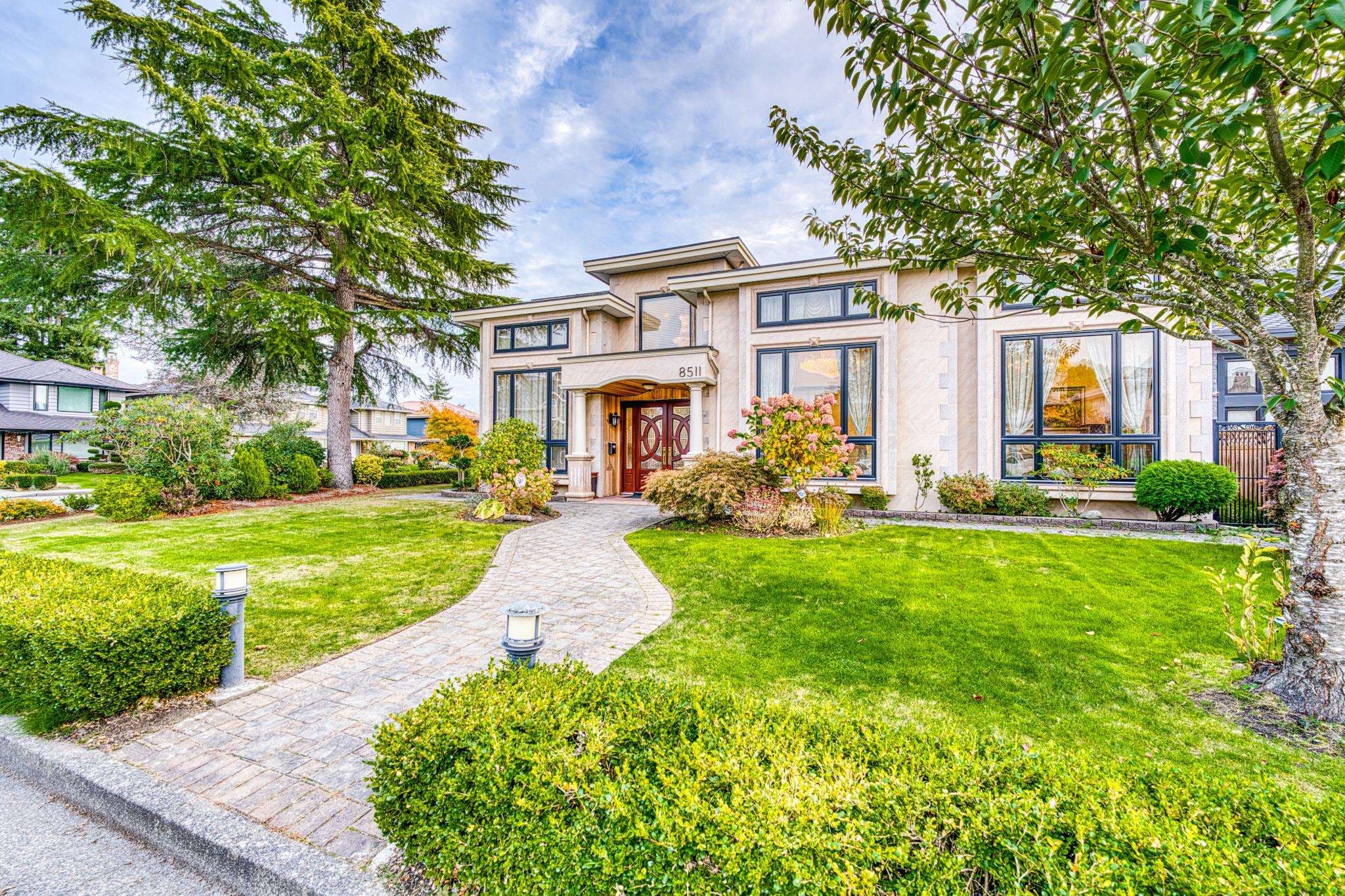 8511 Sunnywood Drive, Richmond
