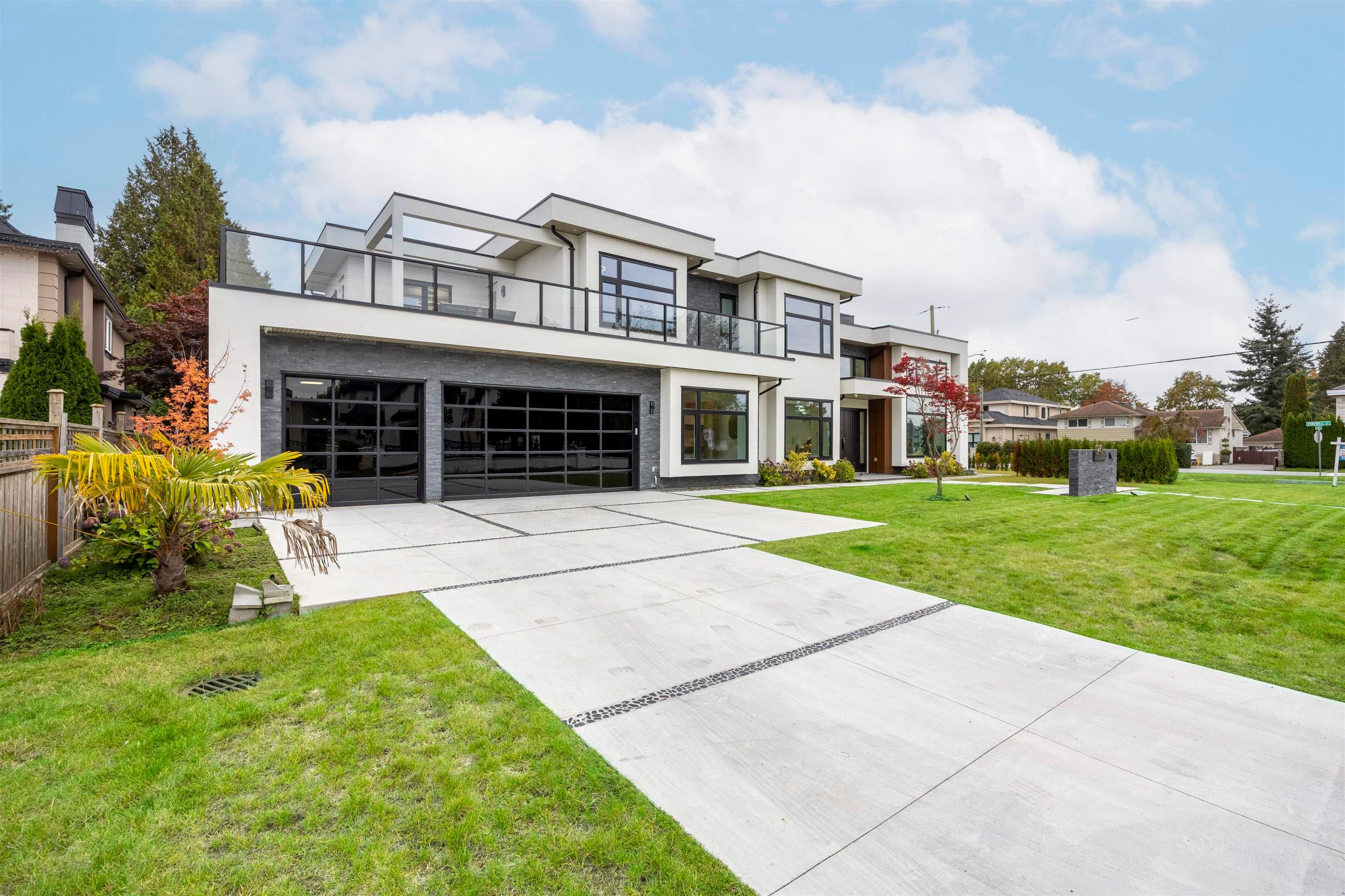9240 Saunders Road, Richmond, V7A 2B1 — photo 3