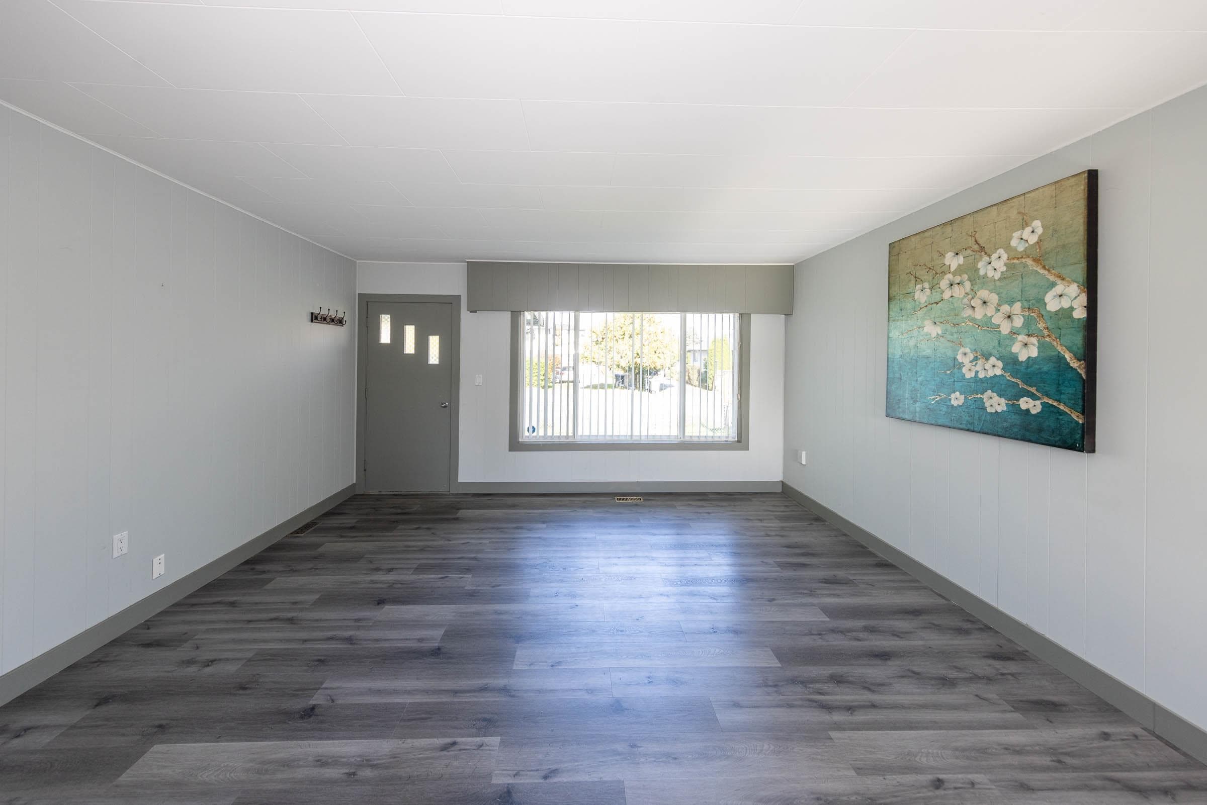 12598 113 Avenue, Surrey, V3V 3M2 — photo 3