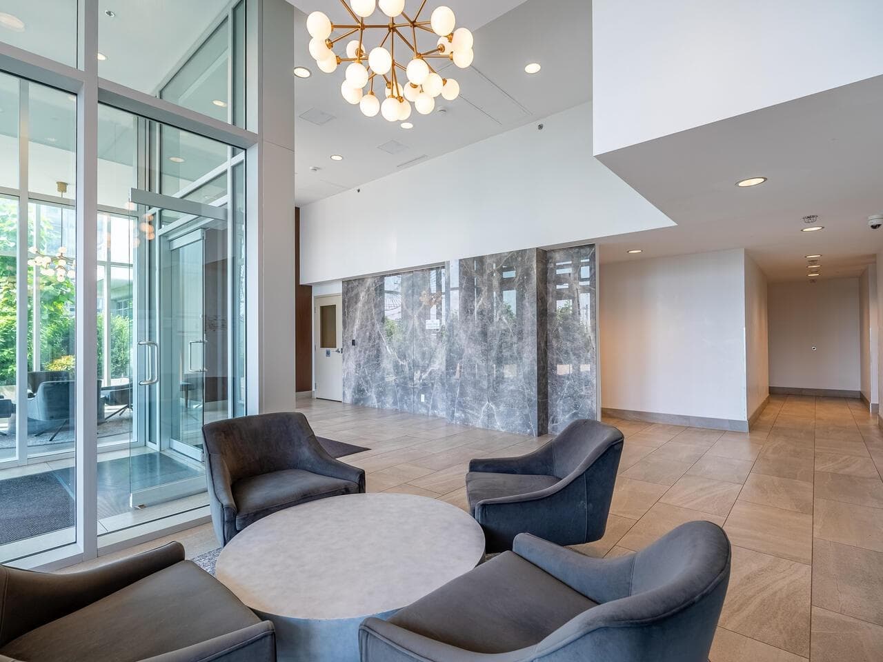 2403 - 2351 Beta Avenue, Burnaby, V5C 0M2 — photo 2