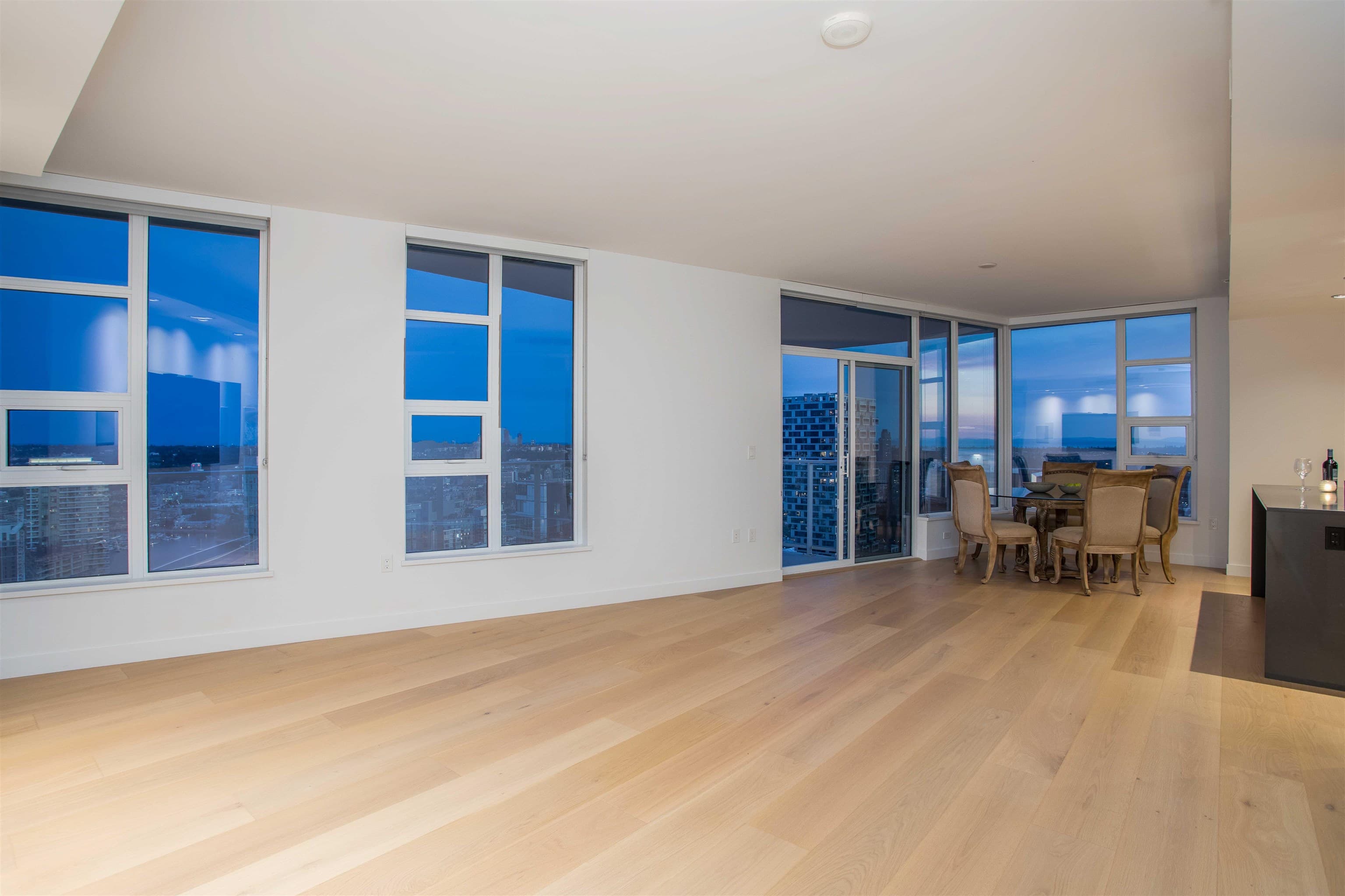 4608 - 1289 Hornby Street, Vancouver, V6Z 0G7 — photo 4