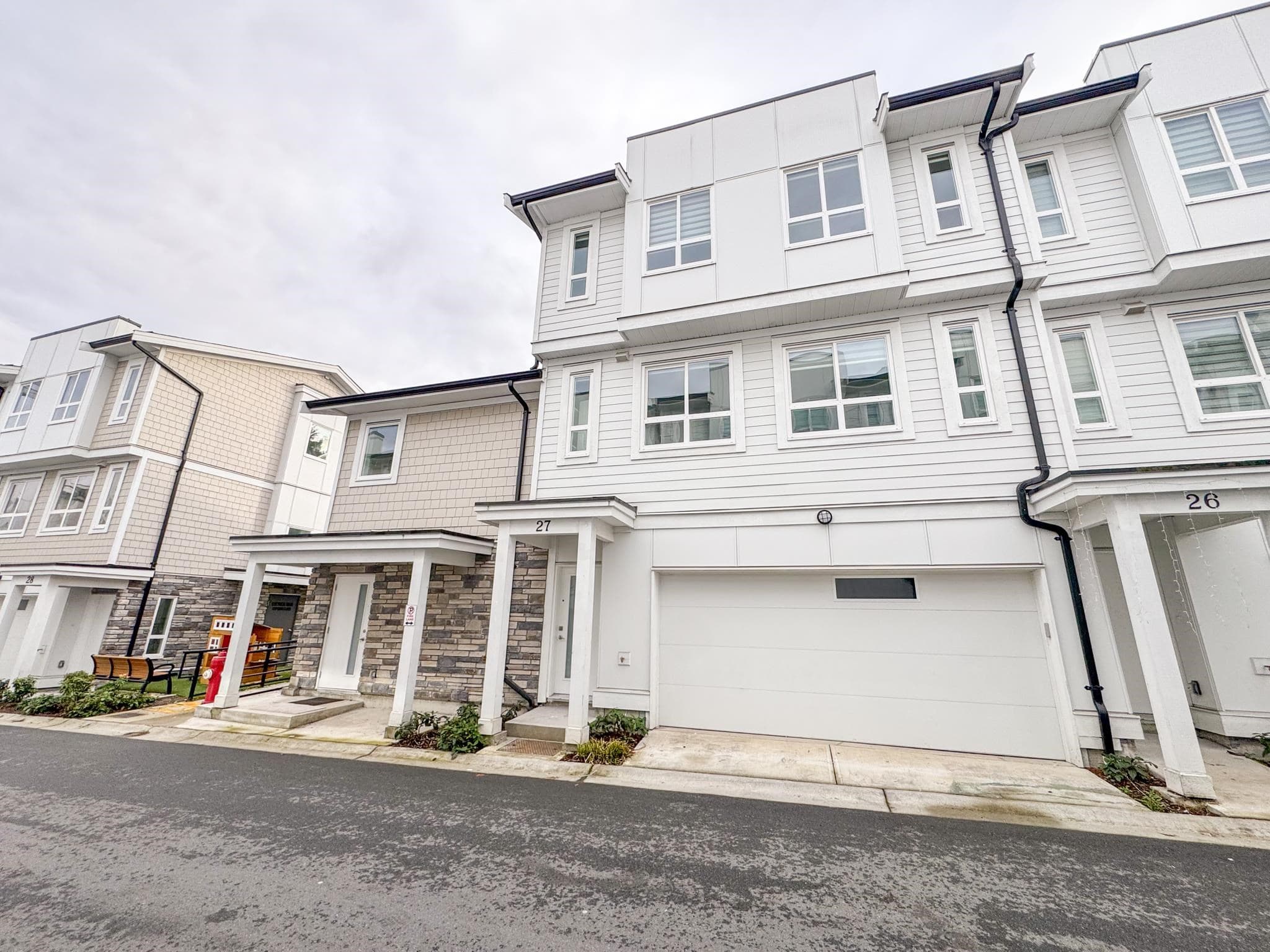 27 - 8181 135a Street, Surrey, V3W 3N8 — photo 1