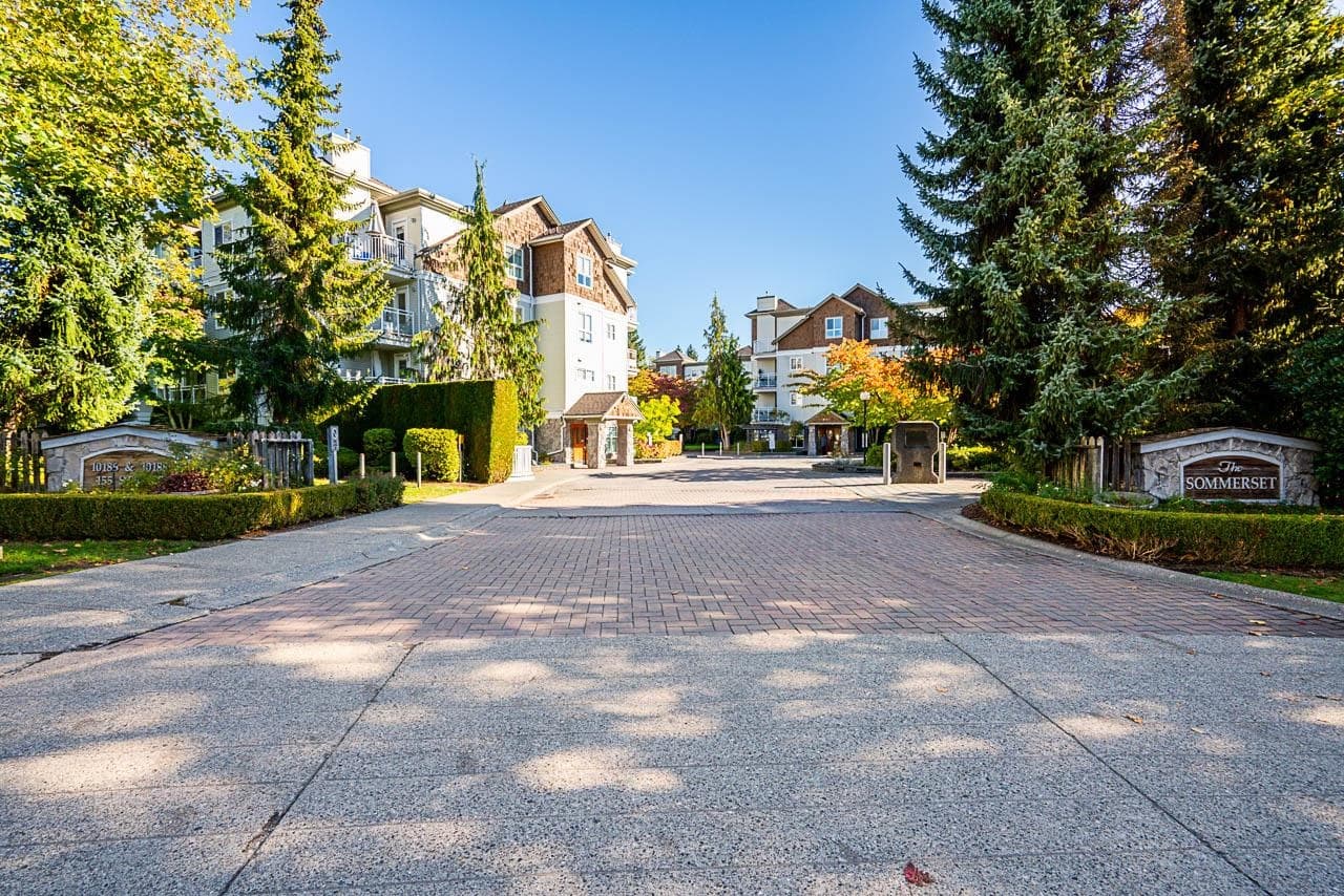 411 - 10188 155 Street, Surrey, V3R 0R6 — photo 3