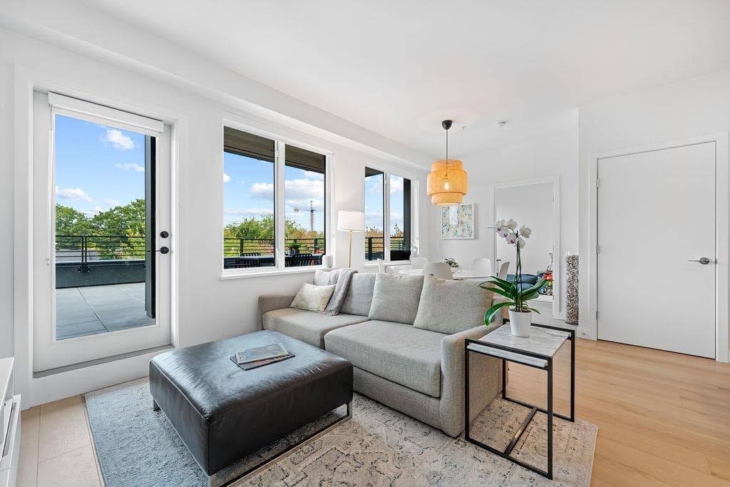 504 - 2450 Garden Drive, Vancouver, V5N 0K1 — photo 4