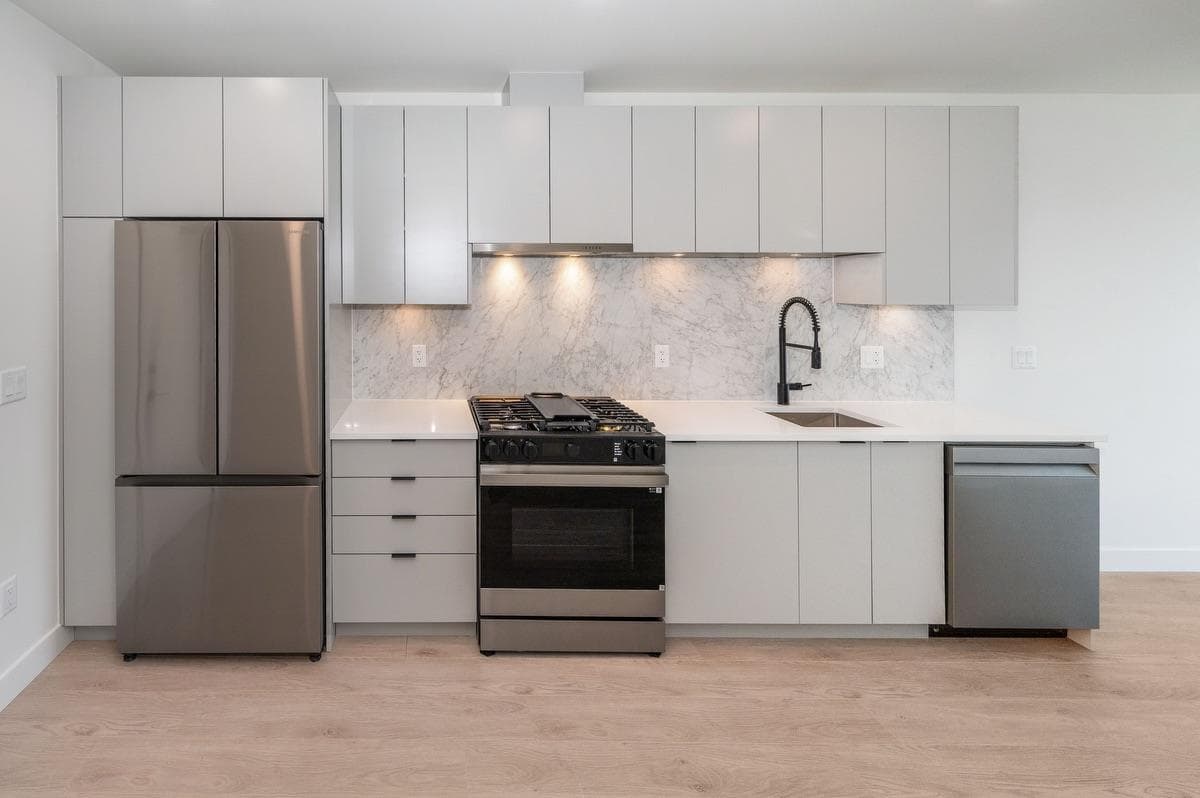 509 - 13238 105th Avenue, Surrey, V3T 0W1 — photo 2