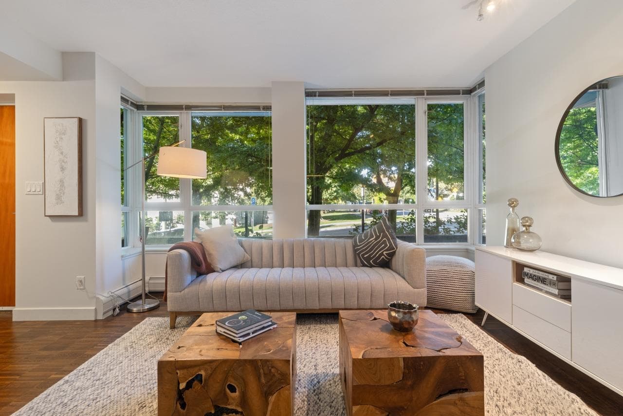 188 Chesterfield Avenue, North Vancouver, V7M 0A4 — photo 3