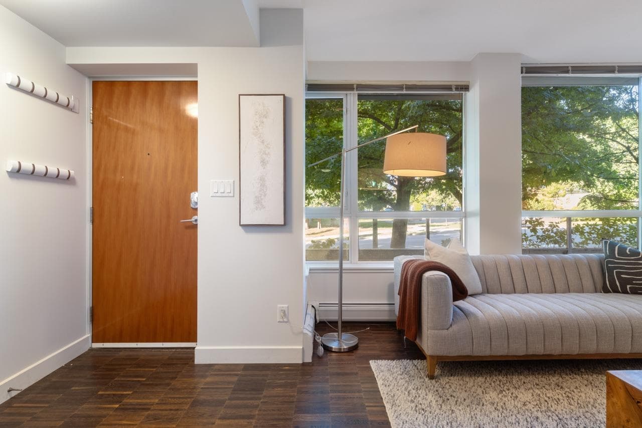 188 Chesterfield Avenue, North Vancouver, V7M 0A4 — photo 4
