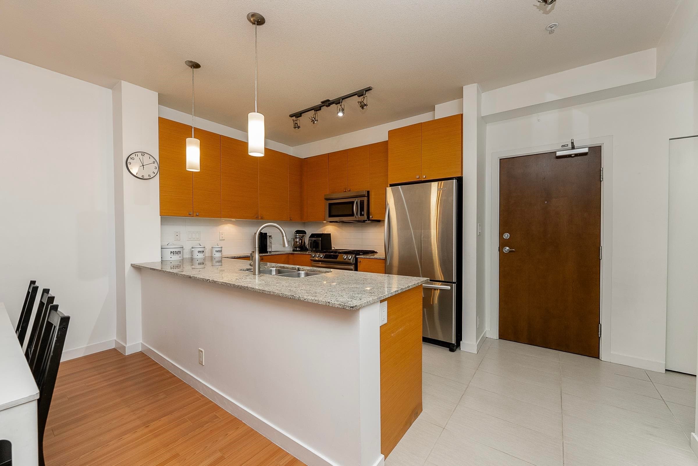 310 - 101 Morrissey Road, Port Moody, V3H 0E6 — photo 2