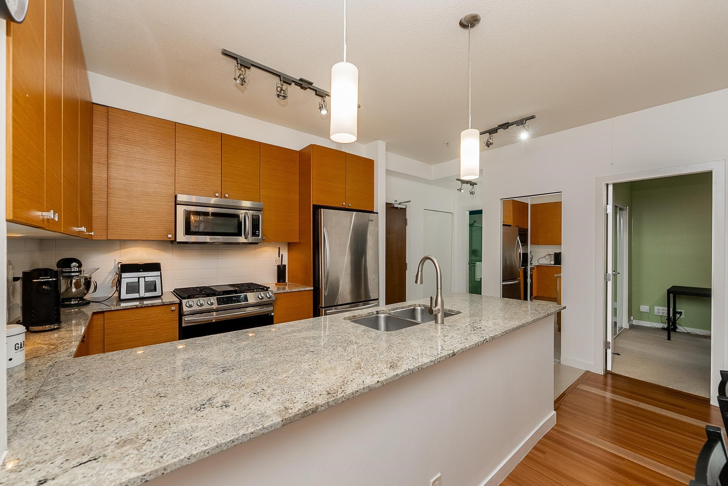 310 - 101 Morrissey Road, Port Moody, V3H 0E6 — photo 5