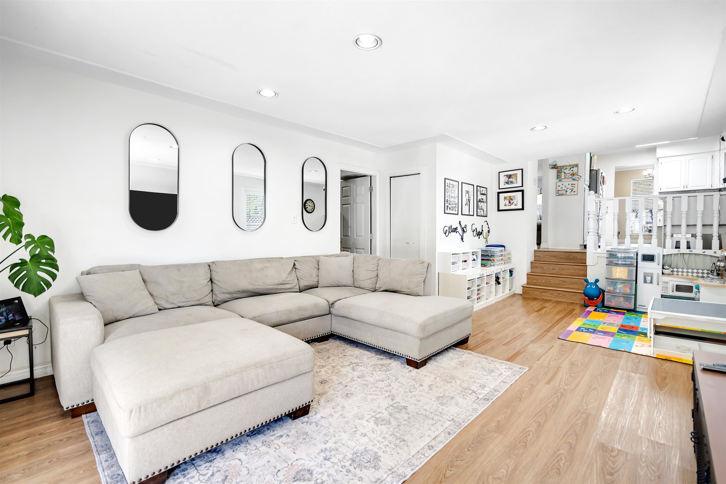 14596 89 Avenue, Surrey