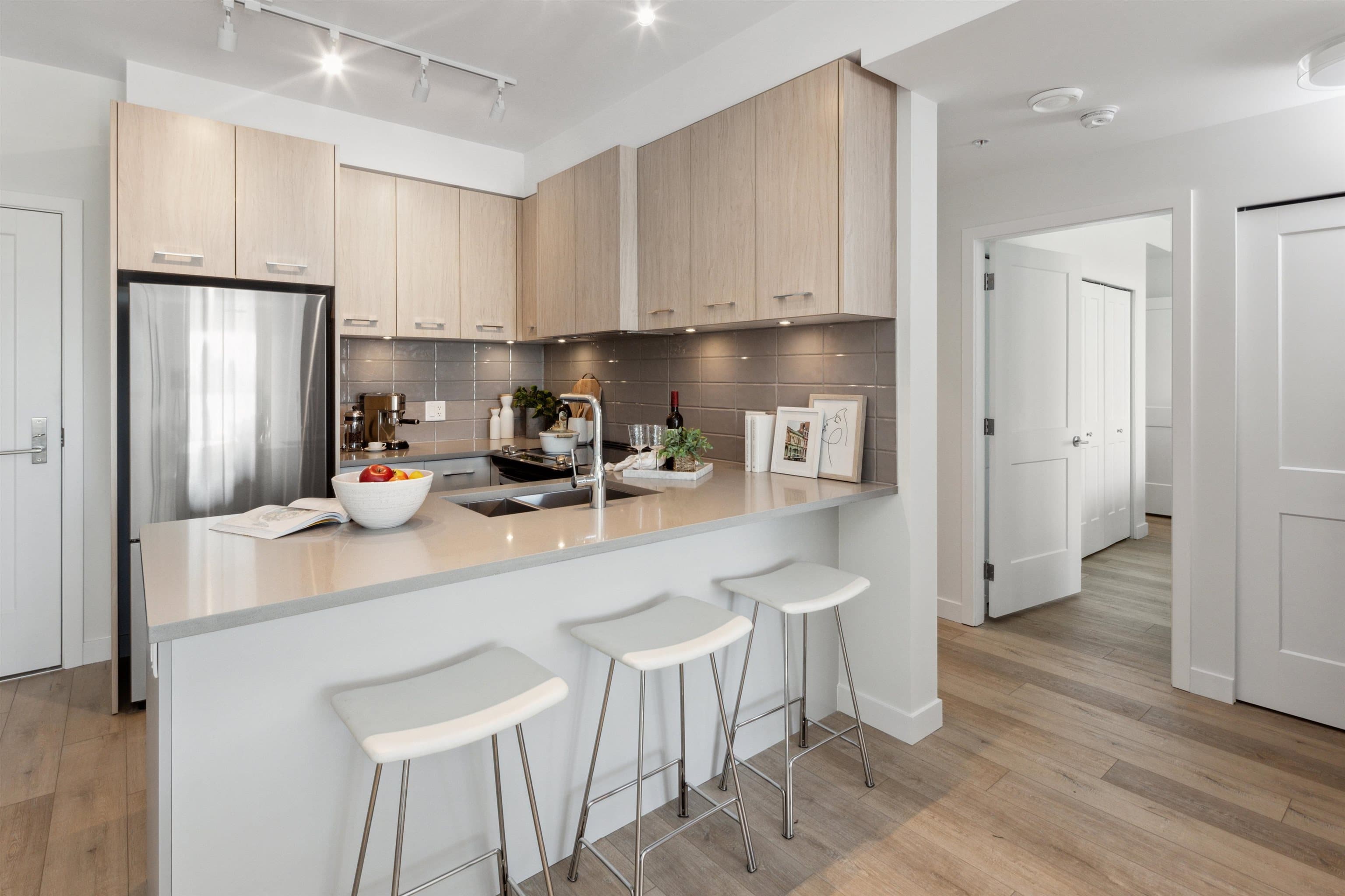 403 - 4933 Clarendon Street, Vancouver, V5R 3J3 — photo 4