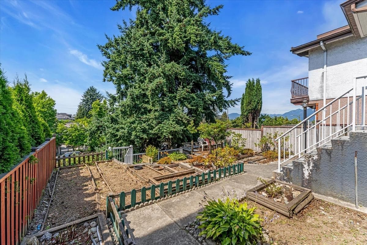 2168 Renfrew Street, Vancouver, V5M 3J5 — photo 3