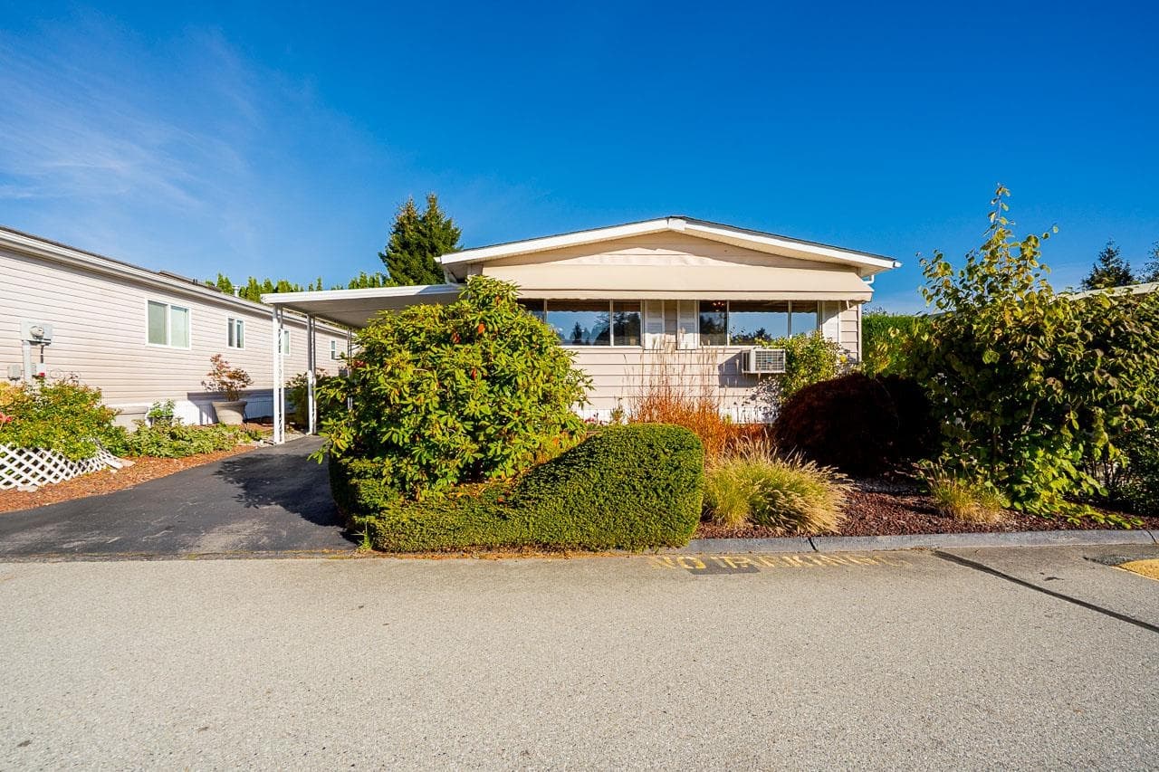 24 - 15875 20 Avenue, Surrey