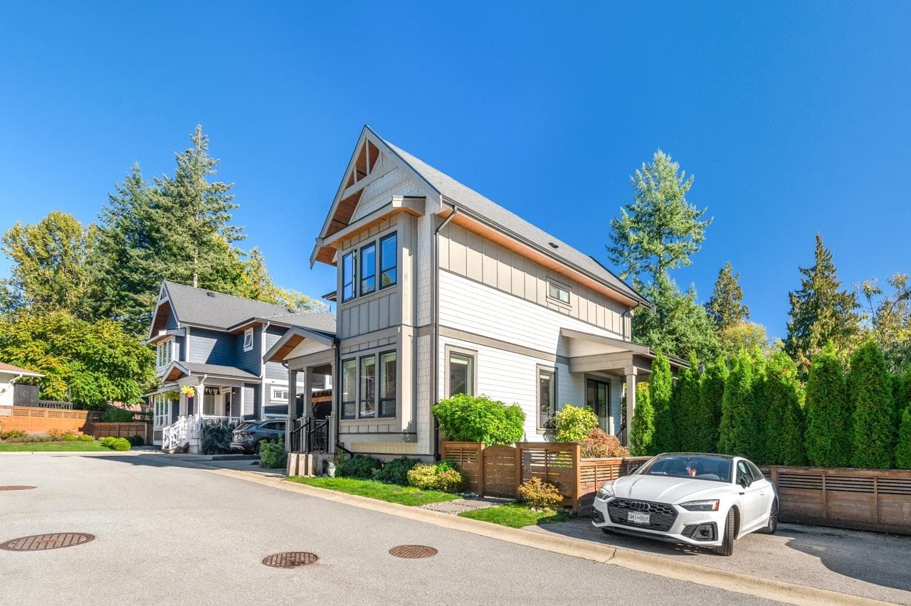 2020 Carson Court, North Vancouver, V7M 0E1 — photo 3