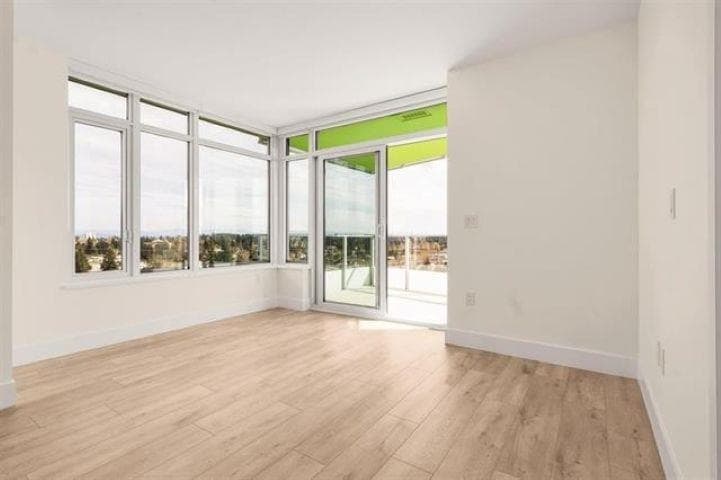 2502 - 10428 N Whalley Boulevard, Surrey, V3T 1W6 — photo 3