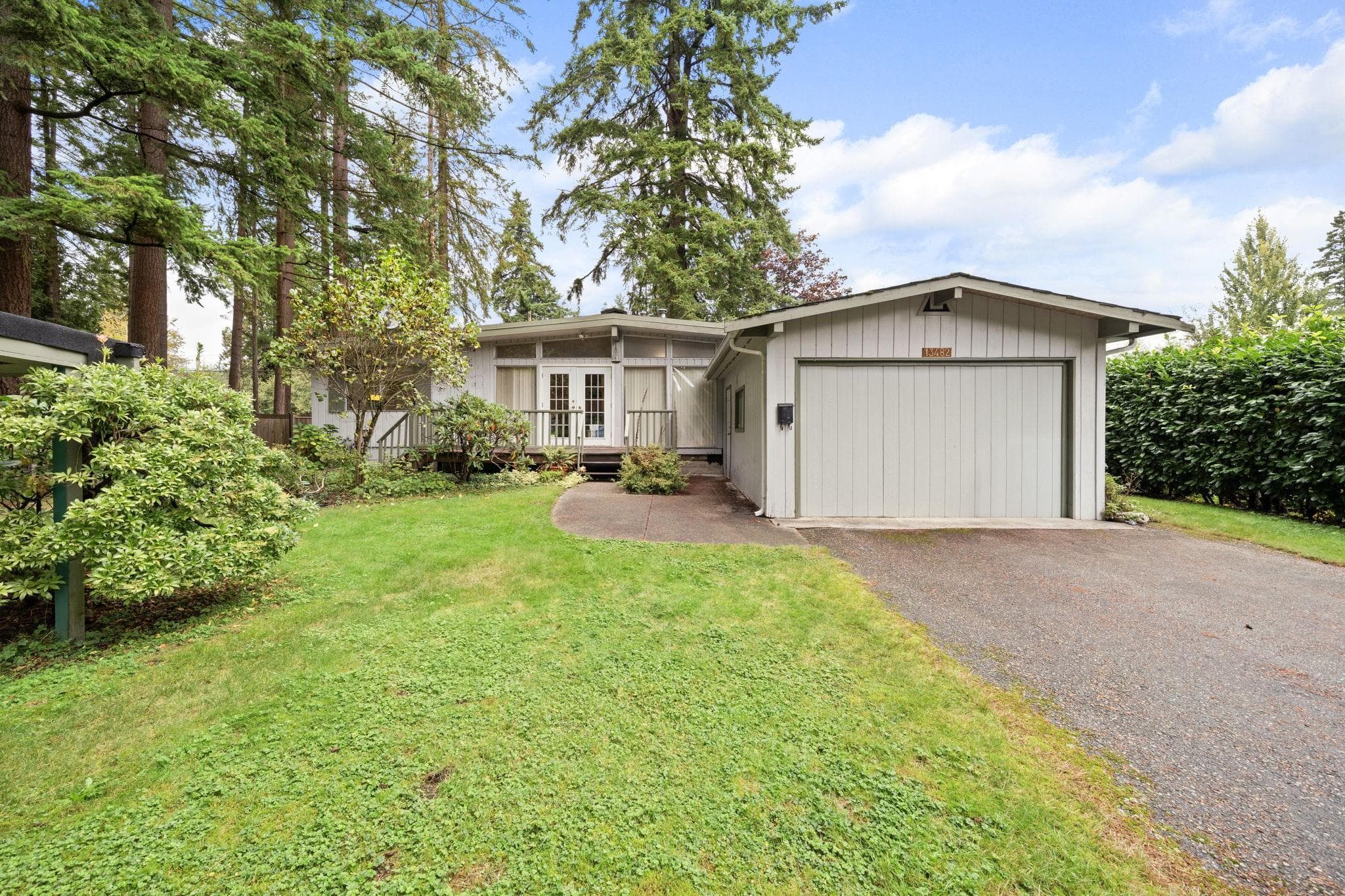 13482 58 Avenue, Surrey, V3X 2R4 — photo 3