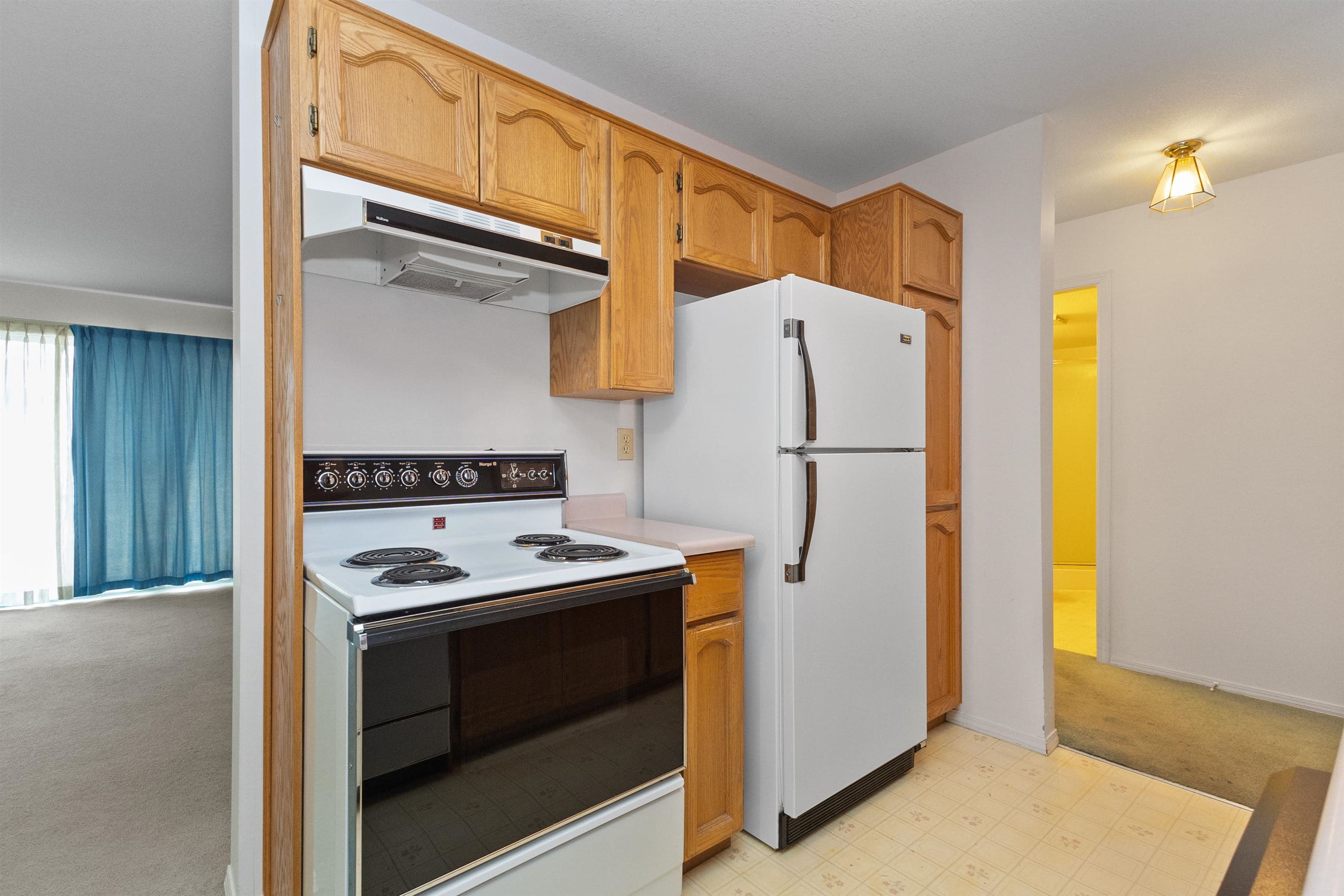 103 - 33535 King Road, Abbotsford, V2S 6Z5 — photo 2
