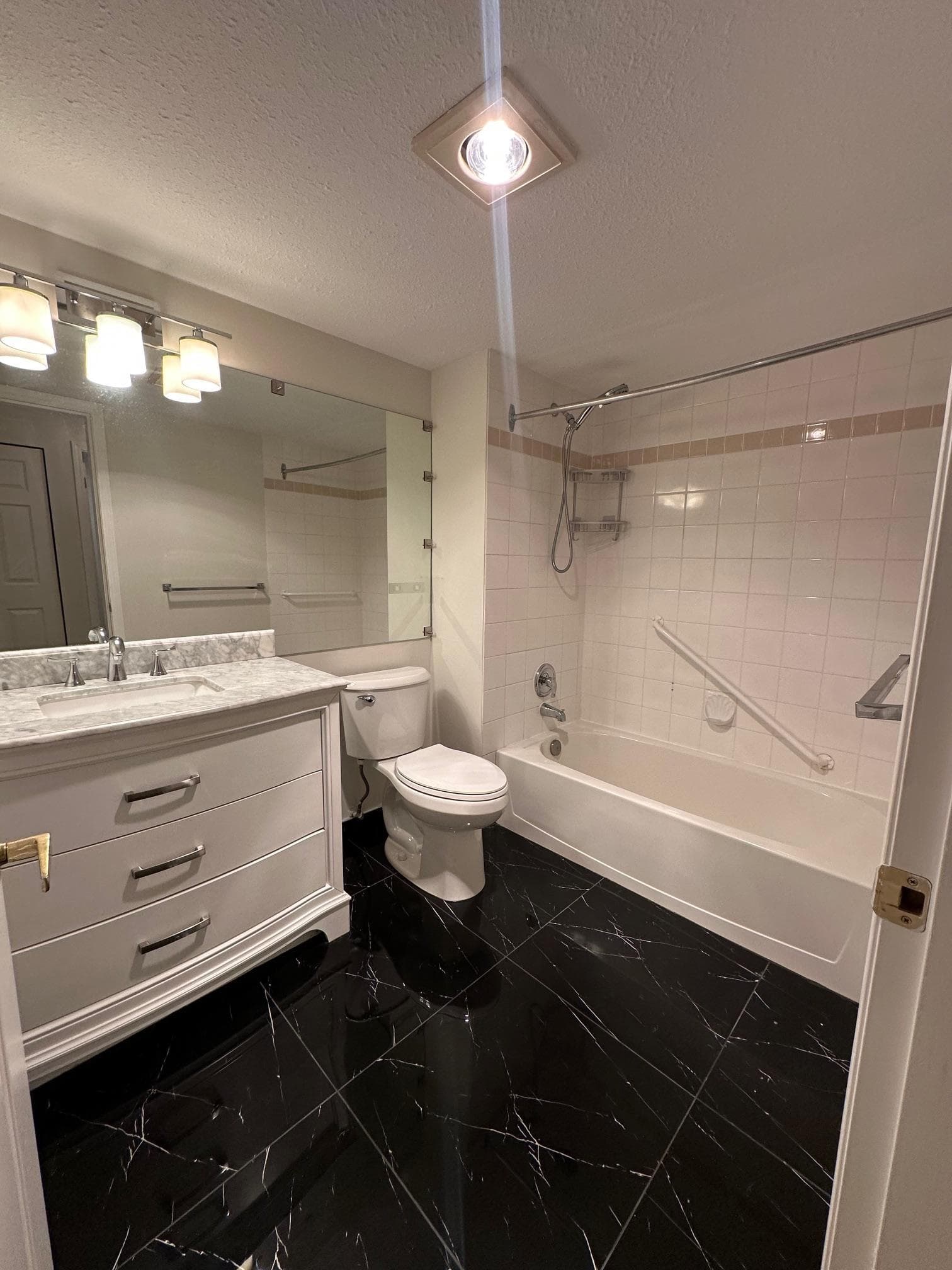 107 - 33110 George Ferguson Way, Abbotsford, V2S 2L5 — photo 4