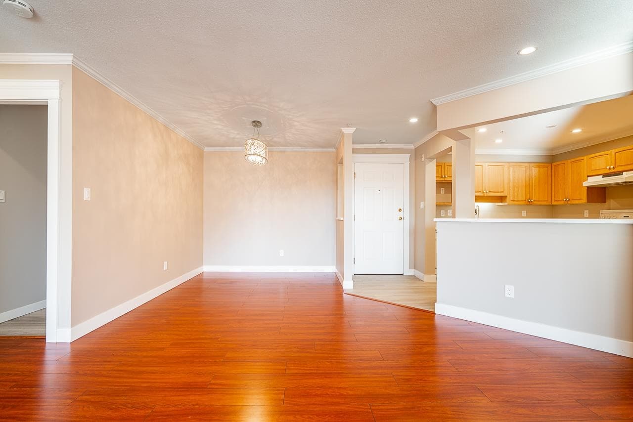 209 - 32044 Old Yale Road, Abbotsford, V2T 2C9 — photo 5