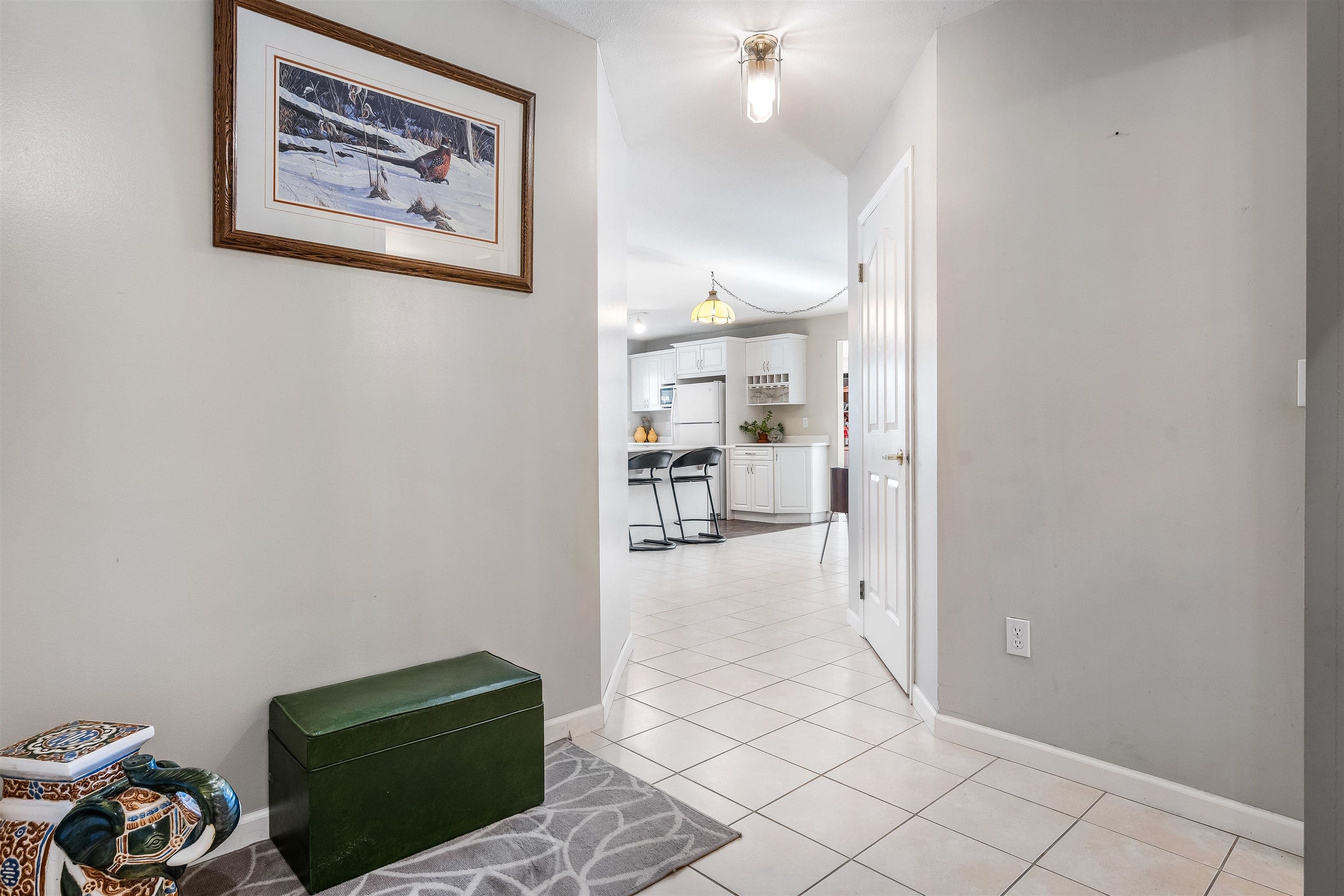 210 - 45660 Knight Road, Chilliwack, V2R 2X4 — photo 2