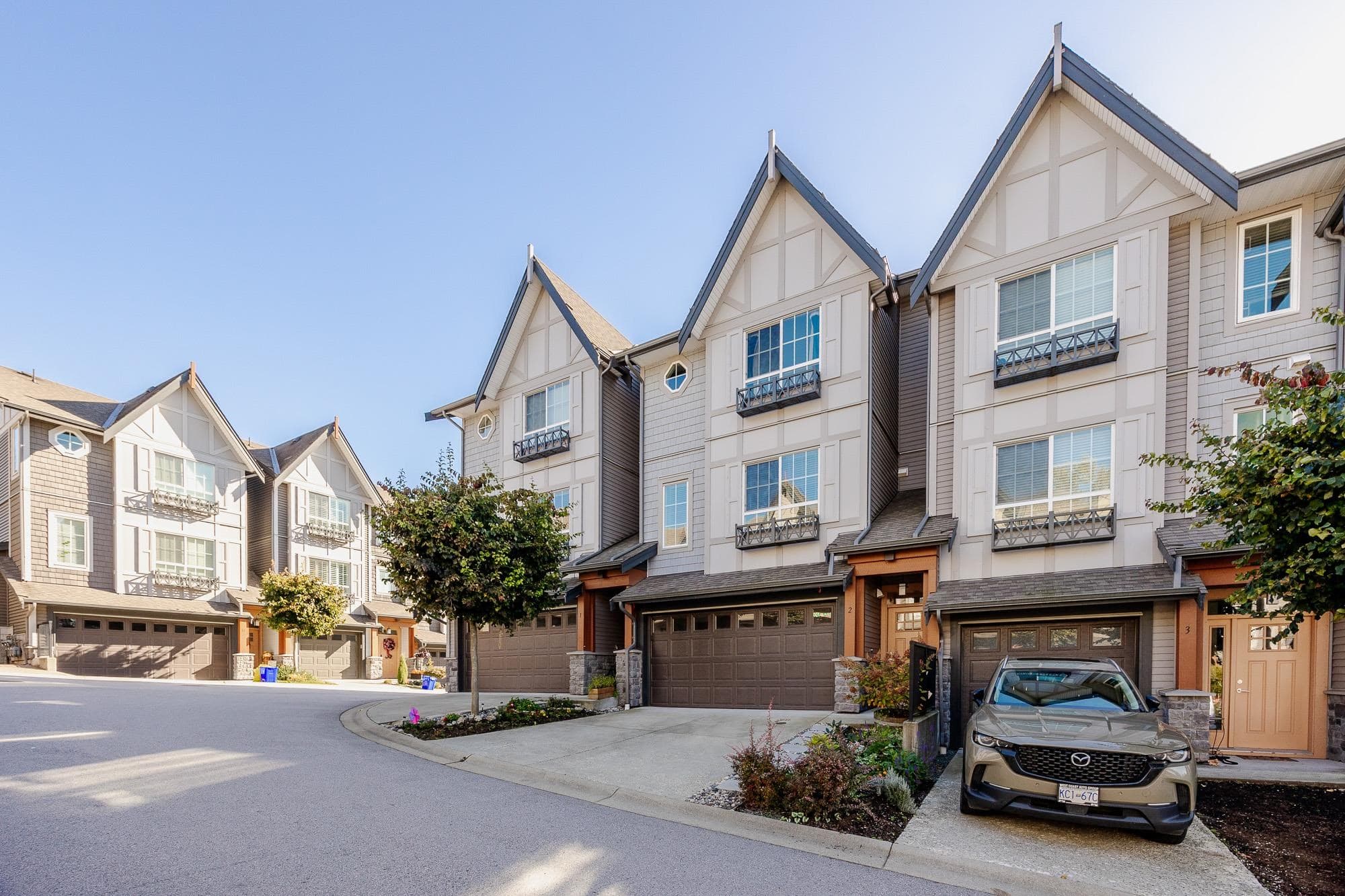 2 - 23539 Gilker Hill Road, Maple Ridge, V2W 1C8 — photo 2