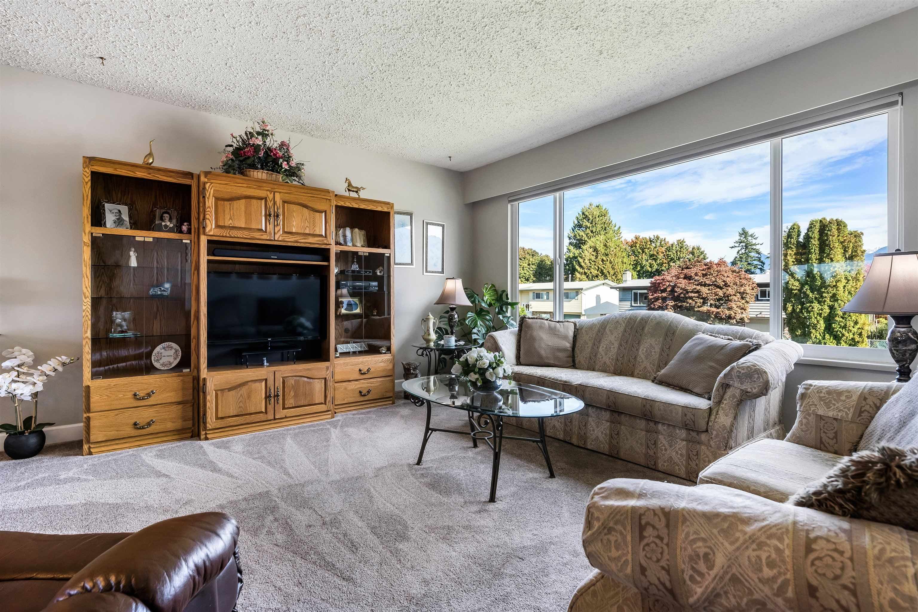 6961 Sheffield Way, Chilliwack, V2R 3T2 — photo 3