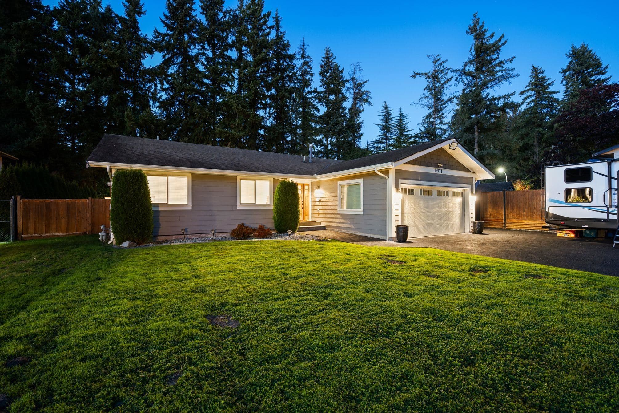 19971 39a Avenue, Langley, V3A 7G3 — photo 2