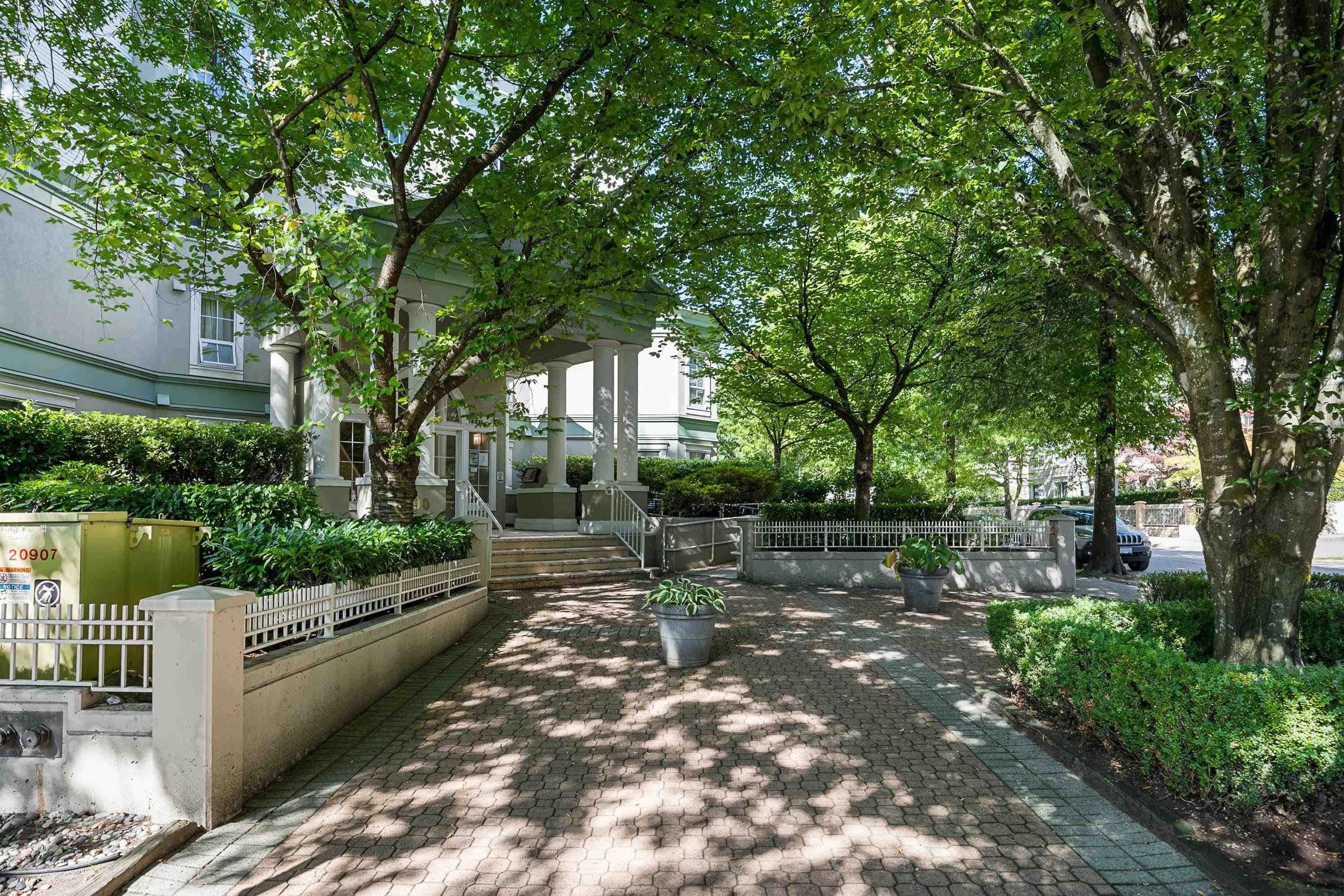 206 - 2990 Princess Crescent, Coquitlam, V3B 7R3 — photo 3