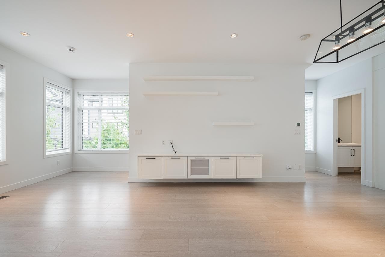 9 - 7127 193a Street, Surrey, V4N 6V9 — photo 3