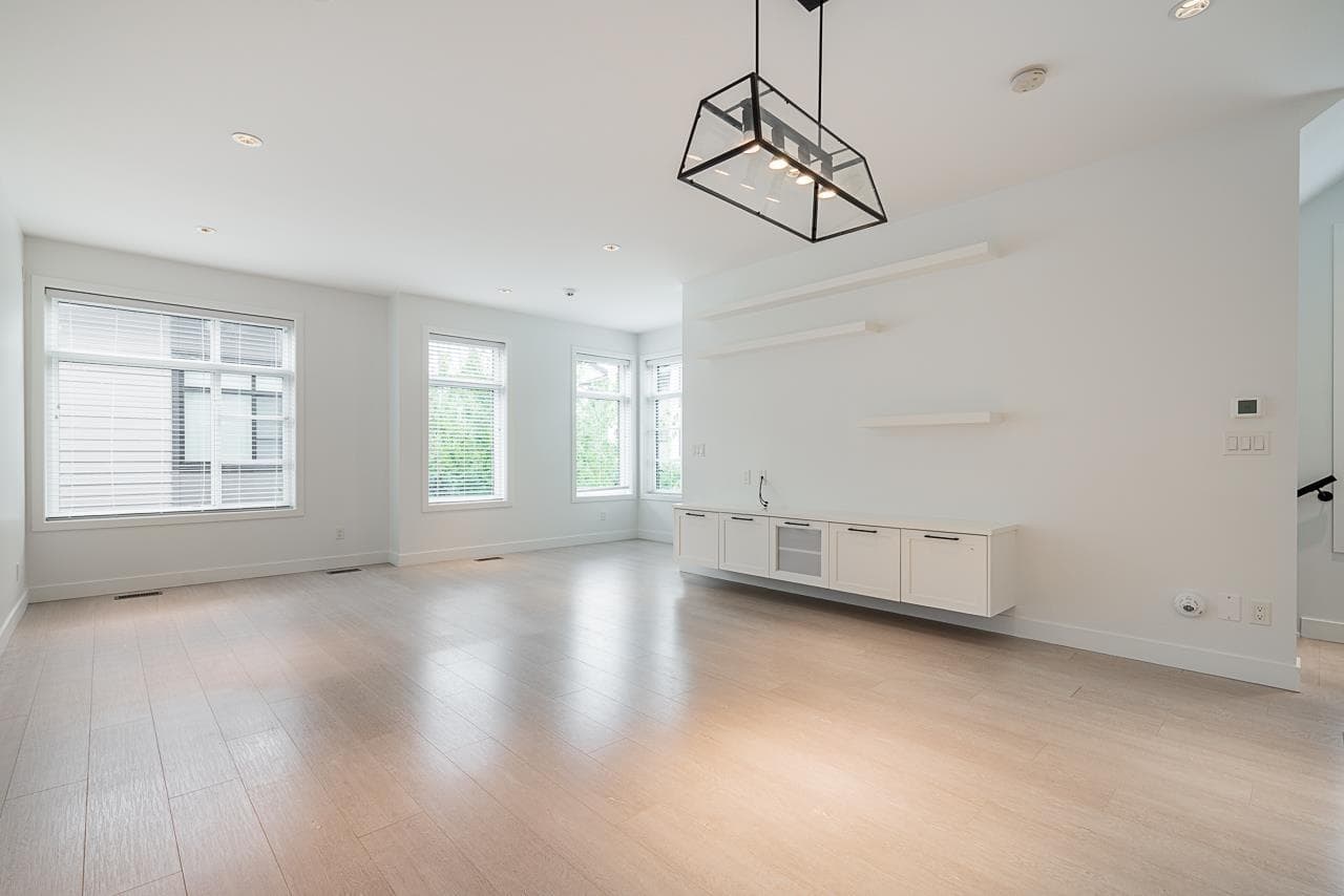 9 - 7127 193a Street, Surrey, V4N 6V9 — photo 4