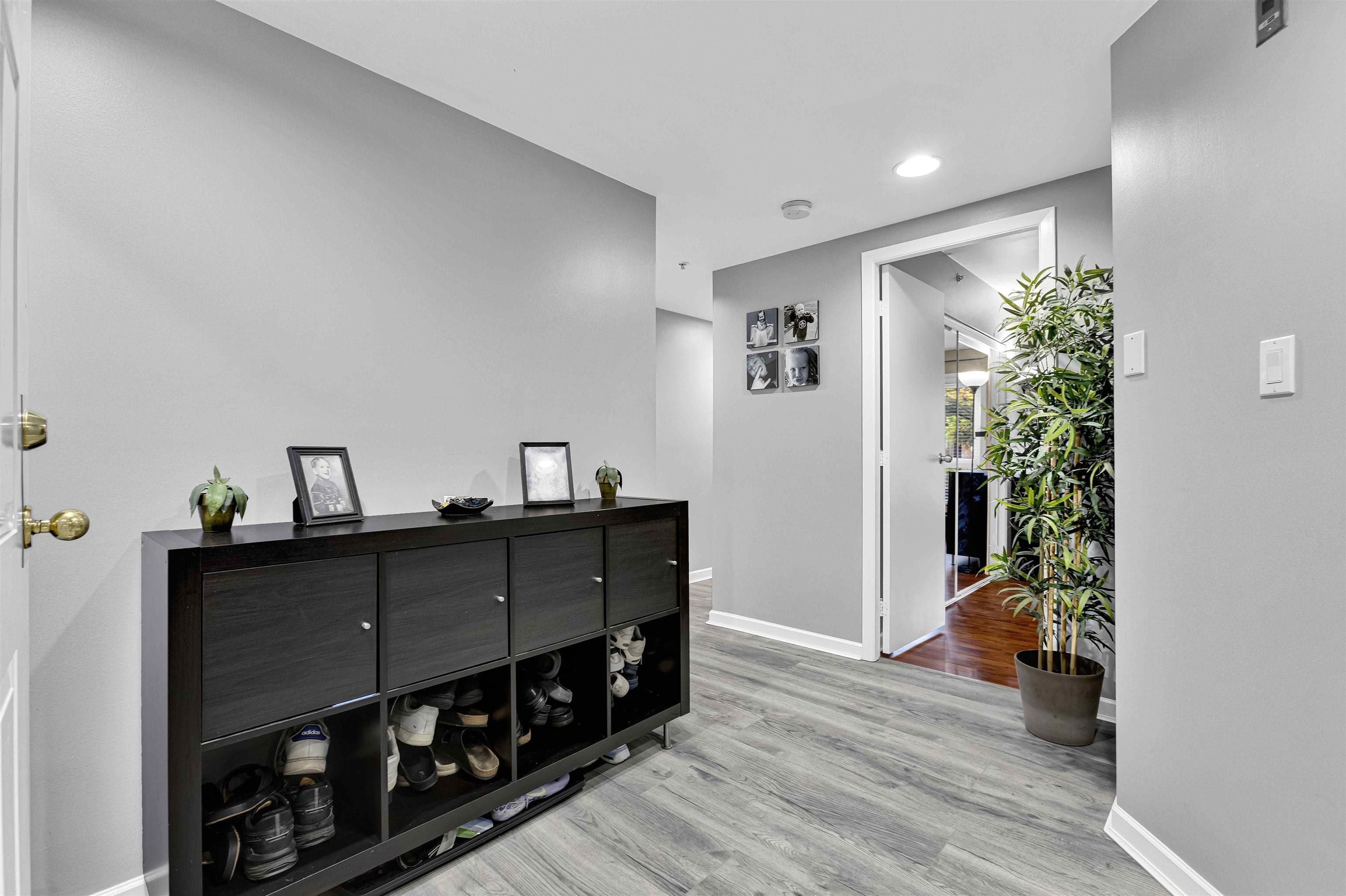106 - 9978 148 Street, Surrey, V3R 0P9 — photo 5