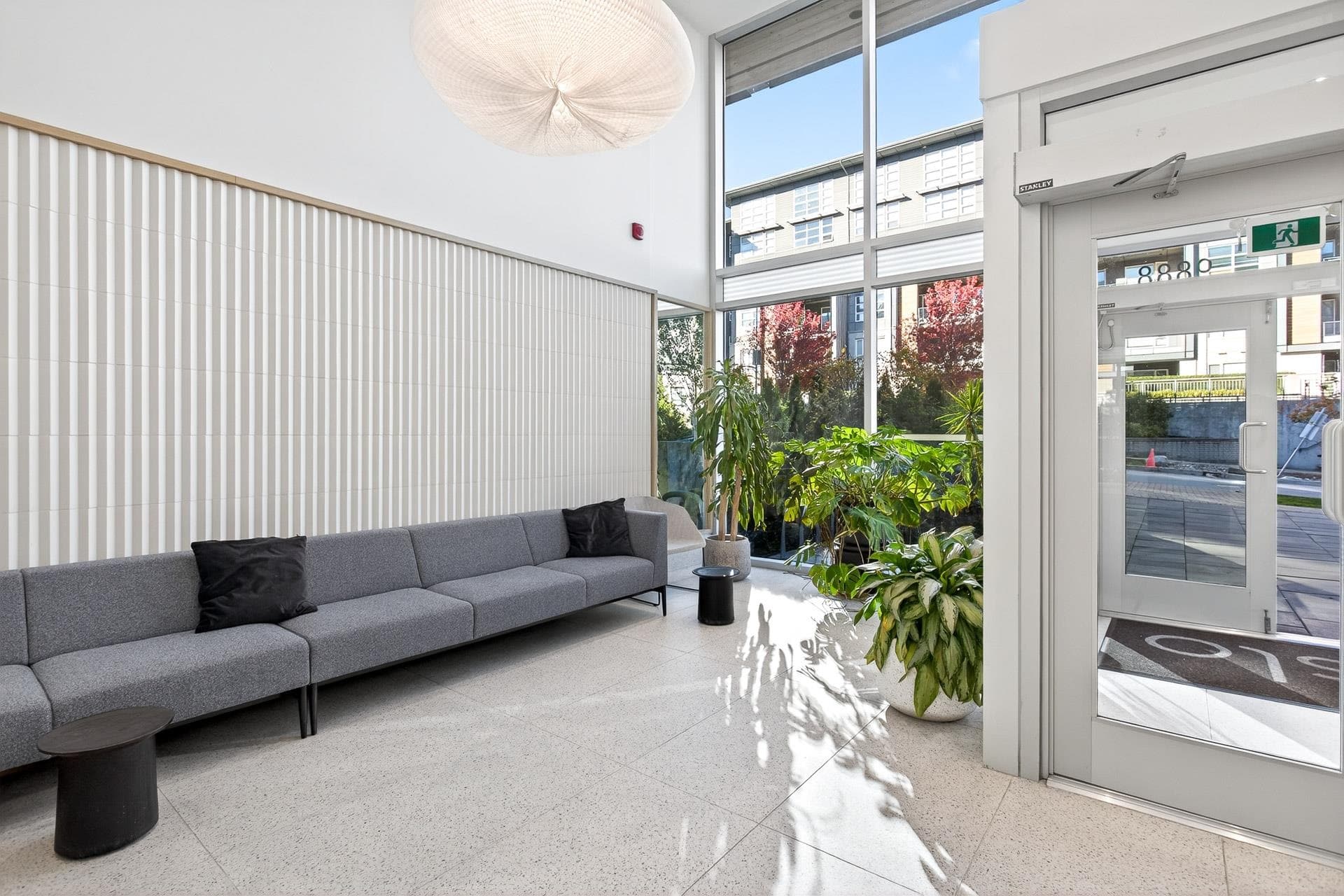 410 - 9888 University Crescent, Burnaby, V5A 0G4 — photo 3
